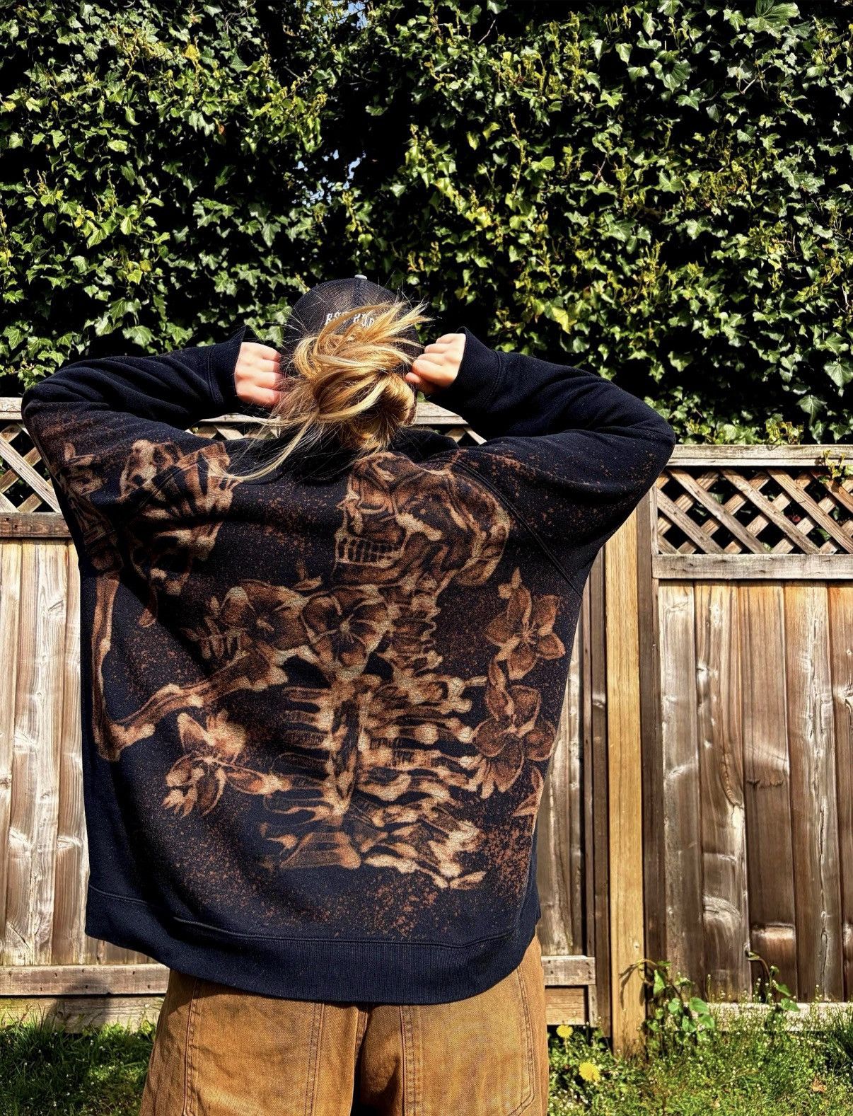 Other Custom 1/1 Hand-Bleached Skeleton Sweatshirt Size US XL / EU 56 / 4 - 1 Thumbnail