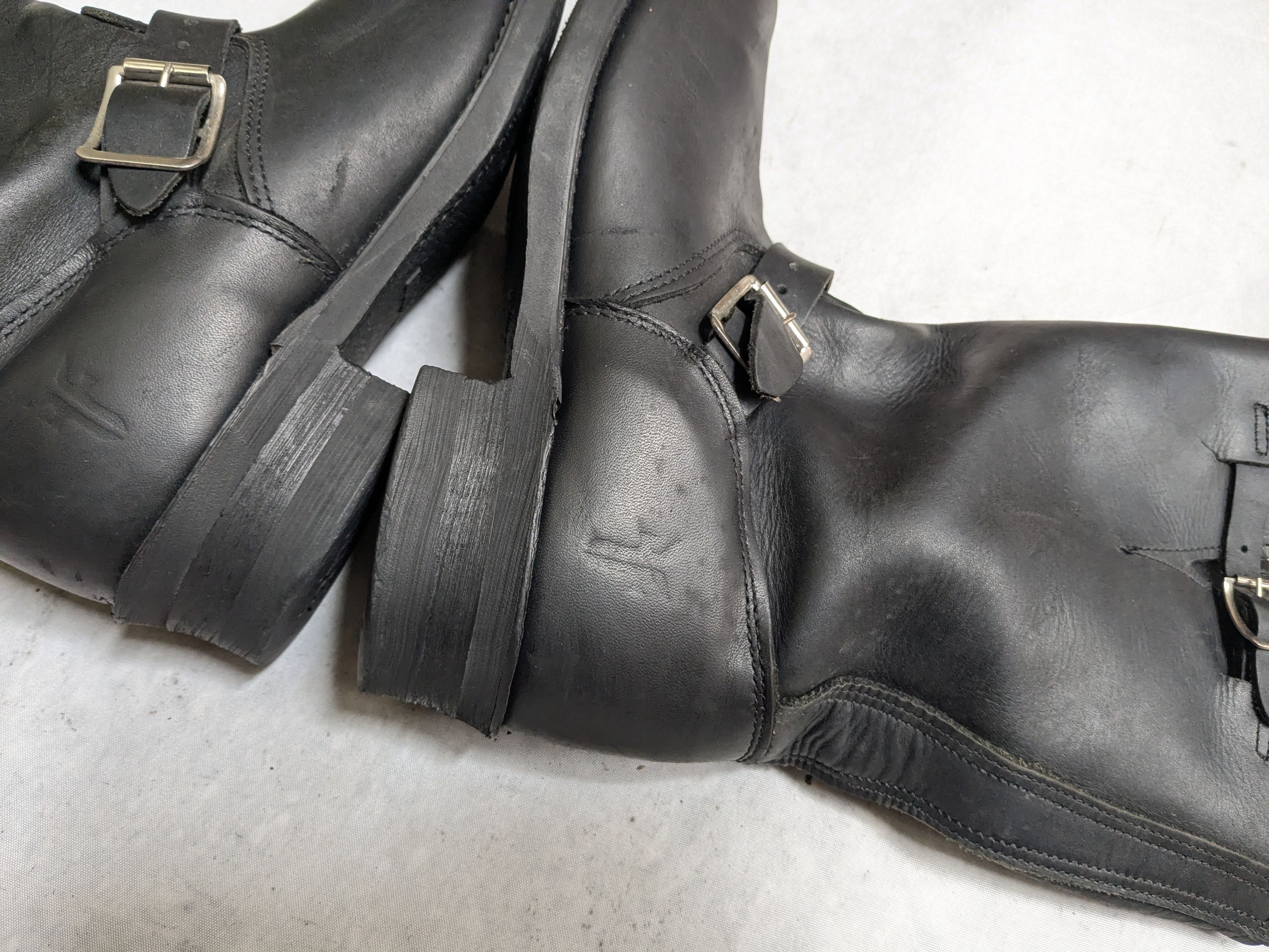 Frye Frye Engineer Boots Black Leather 9.5 M Buckle Strap Size US 9.5 / EU 42-43 - 8 Thumbnail