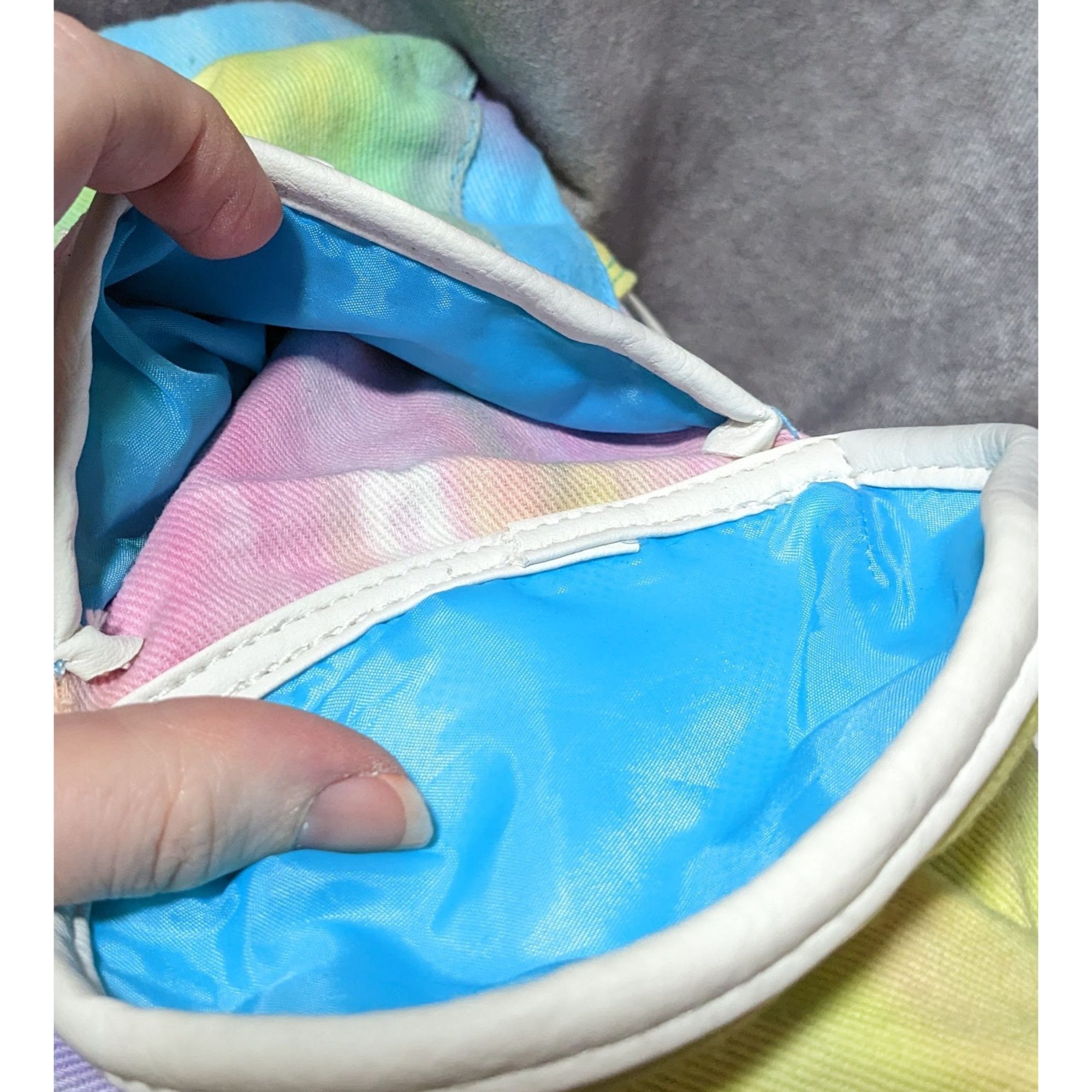 Other Candies Rainbow Tie Dye Glitter Strap Backpack Size ONE SIZE - 19 Thumbnail