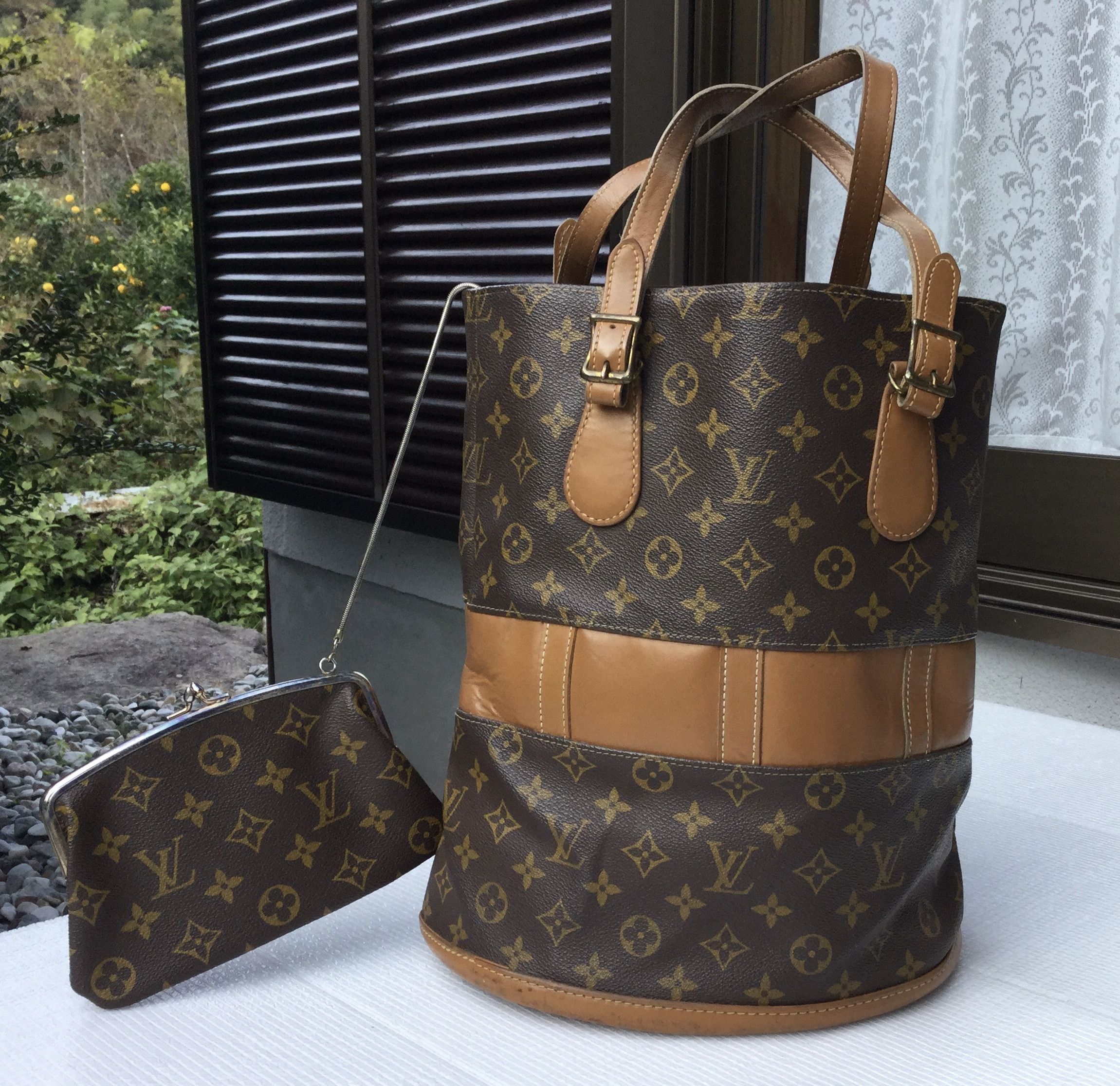 Louis Vuitton Louis Vuitton French Co. Monogram Bucket Bag Pouch Size ONE SIZE - 4 Thumbnail