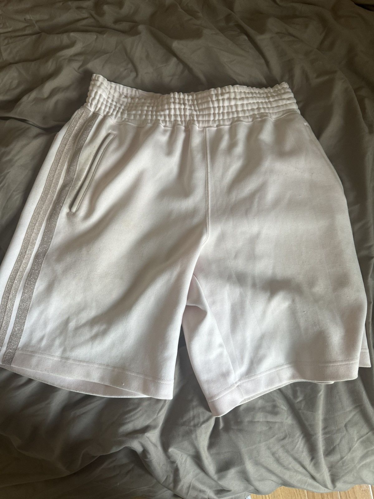 Comme des Garcons Come Des garçons shorts Size US 32 / EU 48 - 1 Thumbnail