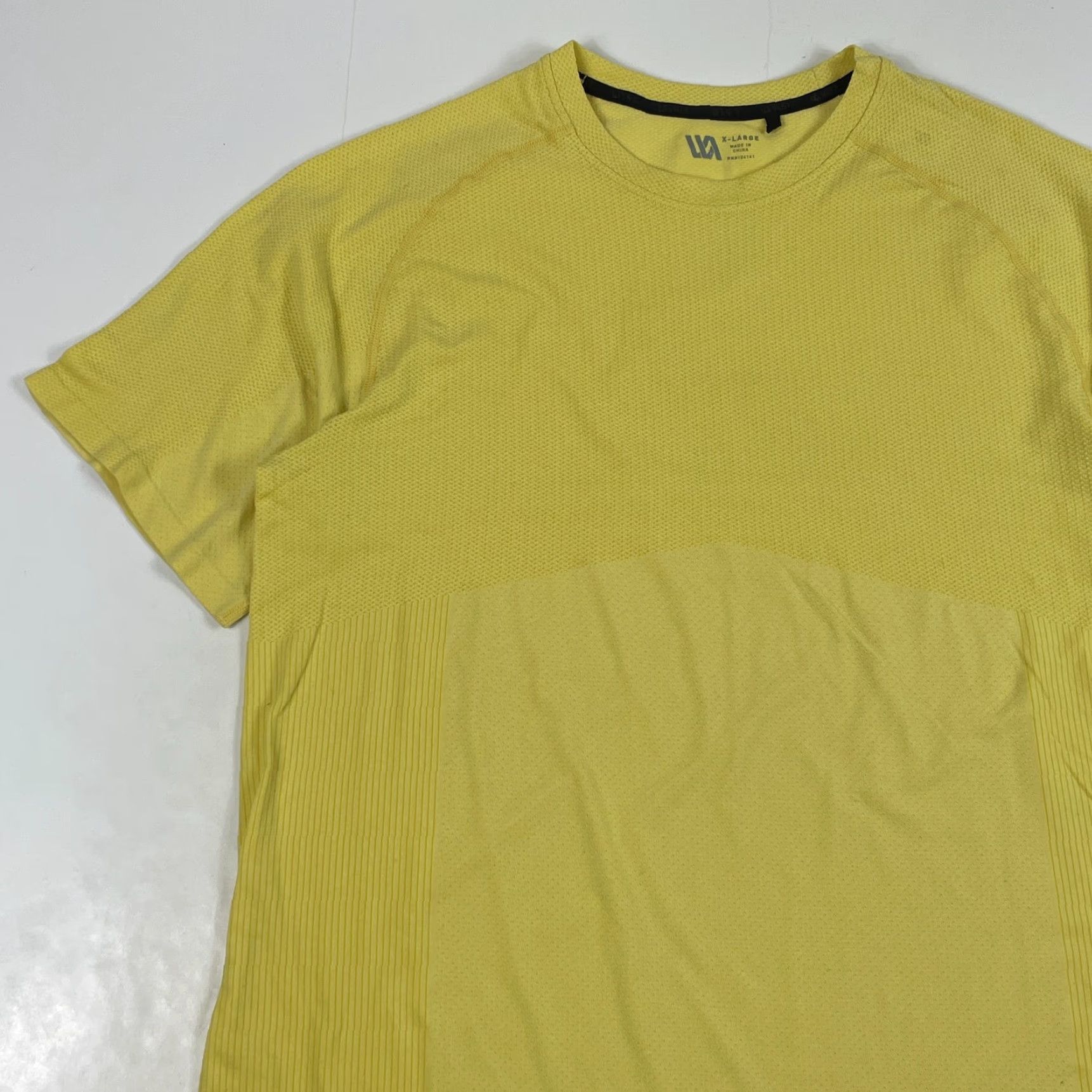 Vintage VRST Shirt Mens XL Yellow Circuit Short Sleeve Seamless Breathable Lightweight Moisture Wicking Size US XL / EU 56 / 4 - 2 Thumbnail