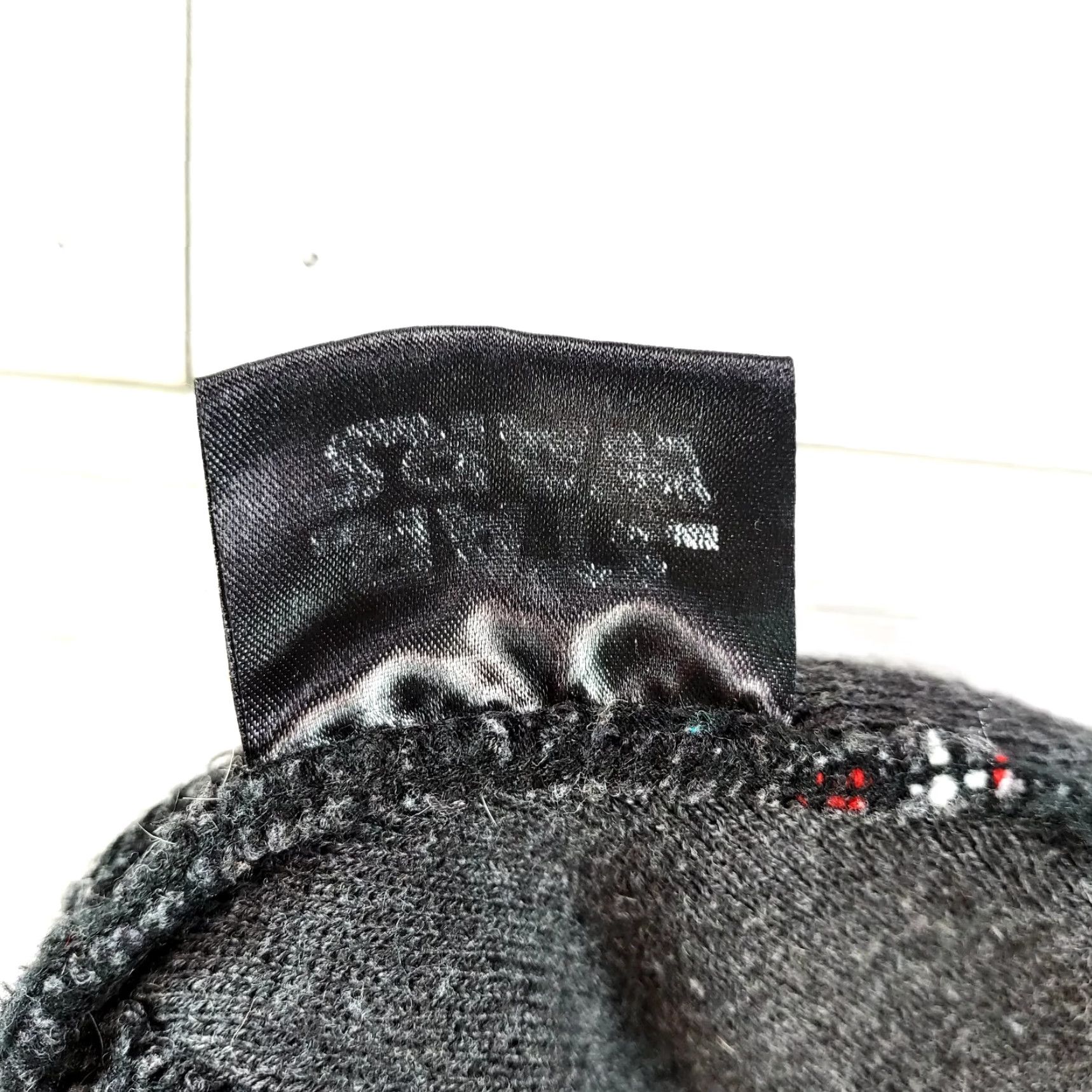 Star Wars Star Wars The Last Jedi Beanie Knit Hat Men’s Knit Men’s Beanie Star Wars Gray One Size Hats Knit Beanie Stars Fall Winter, The Last Jedi Mens Size ONE SIZE - 4 Thumbnail