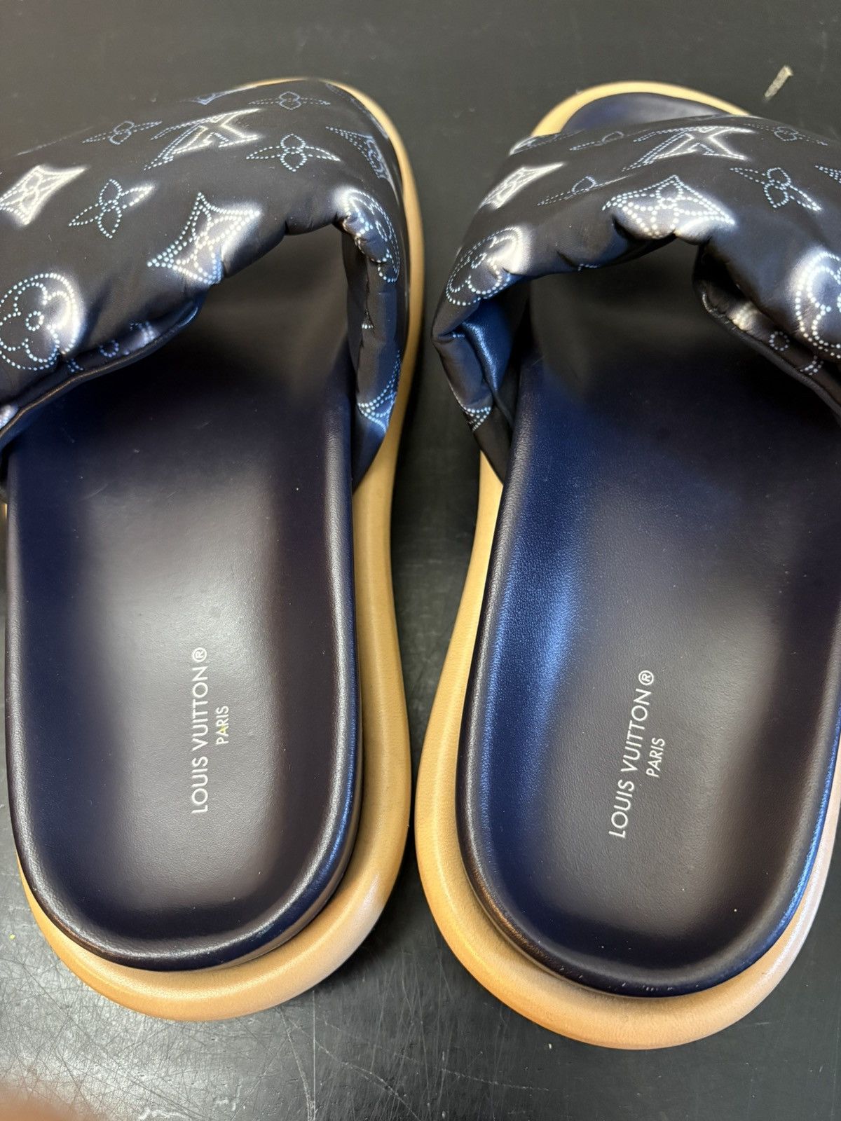 Louis Vuitton Louis Vuitton Pool Pillow Flat Comfort Mule Slide Navy Blue Size US 8 / IT 38 - 7 Thumbnail