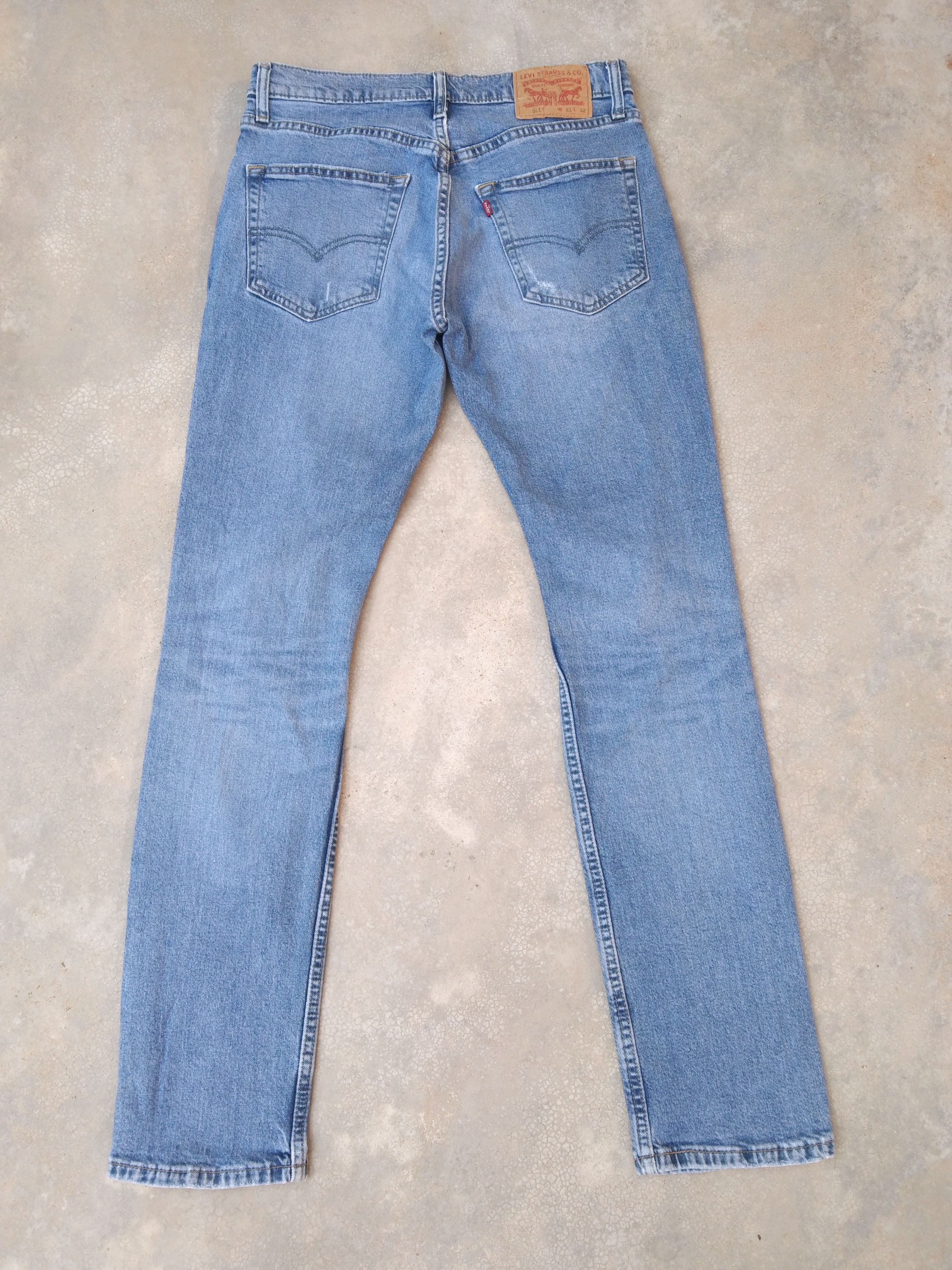 Levi's Vintage Levi's Jeans 511 Distressed Denim 31x32 Size US 31 - 2 Thumbnail
