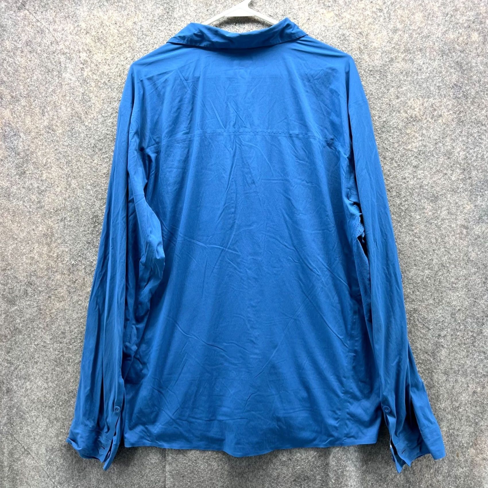 Mountain Hardwear VINTAGE Mountain Hardwear Button-Down Shirt Men XL Blue Knit Stretch All Seasons Size US XL / EU 56 / 4 - 4 Thumbnail