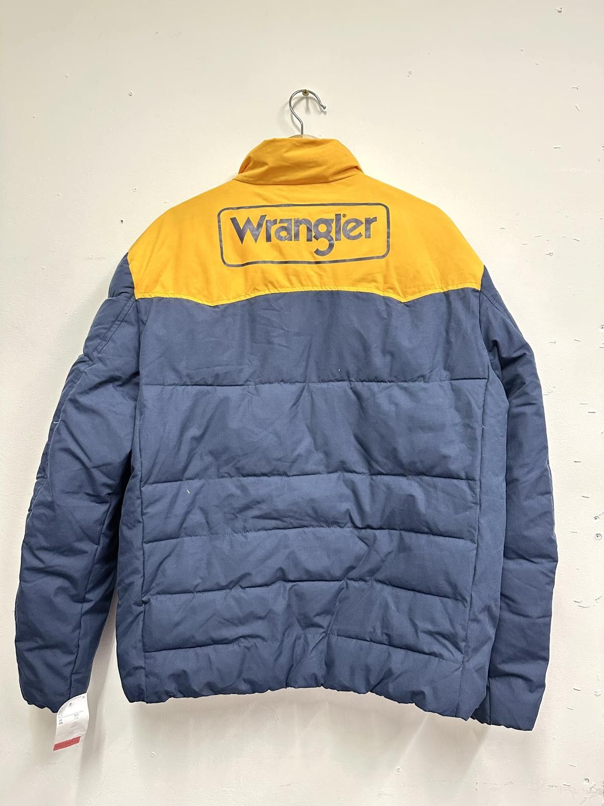 Wrangler Wrangler Men's Puffer Jacket Yellow and Navy Blue Size XL Size US L / EU 52-54 / 3 - 4 Thumbnail