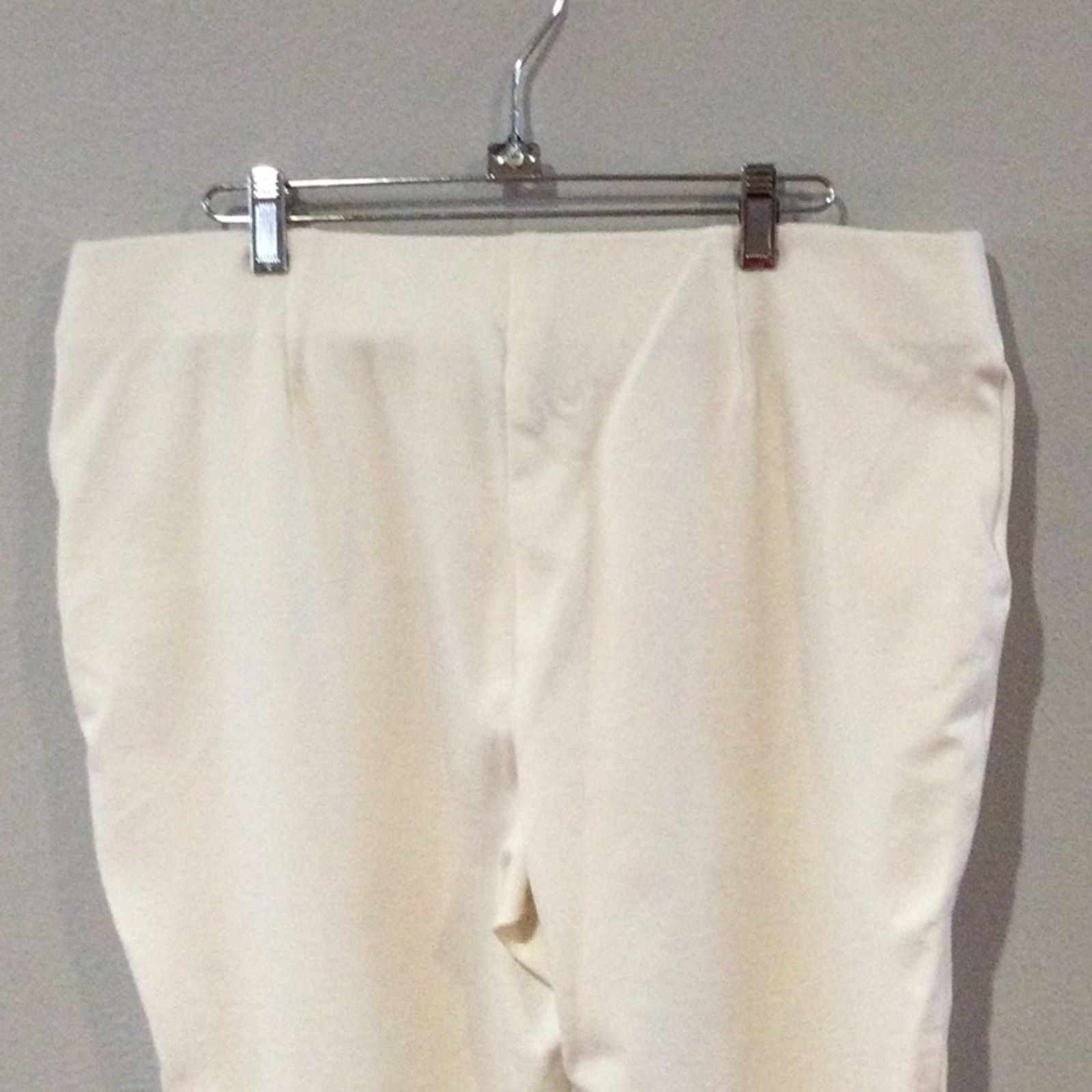 Chicos Fabulously Slimming by Chico's White Ankle Pant Sz 2.5/L/14 Size 36" / US 14 / IT 50 - 5 Thumbnail