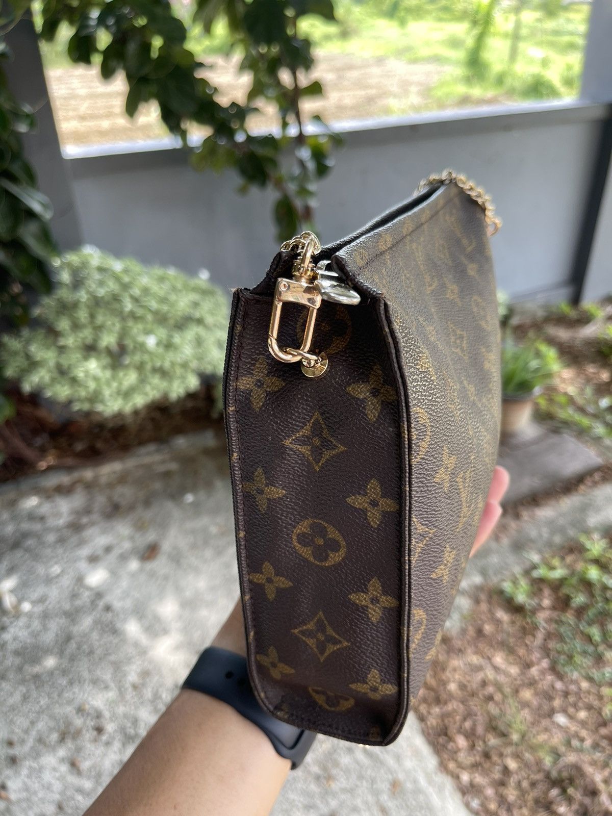 Louis Vuitton Authentic LOUIS VUITTON Mono Porce Toilette Bag Size ONE SIZE - 25 Thumbnail