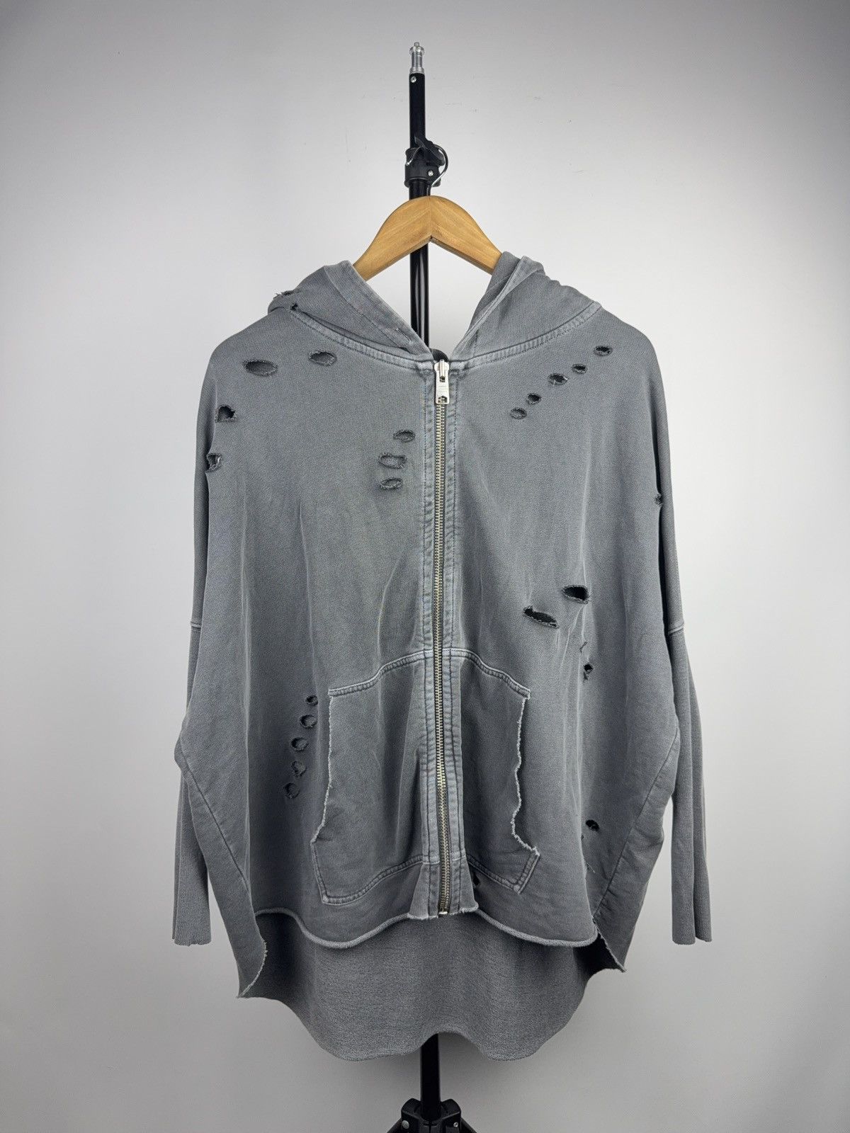 Allsaints 00s AllSaints Distressed Oversized Zip Hoodie Washed Grey Size S / US 4 / IT 40 - 2 Thumbnail