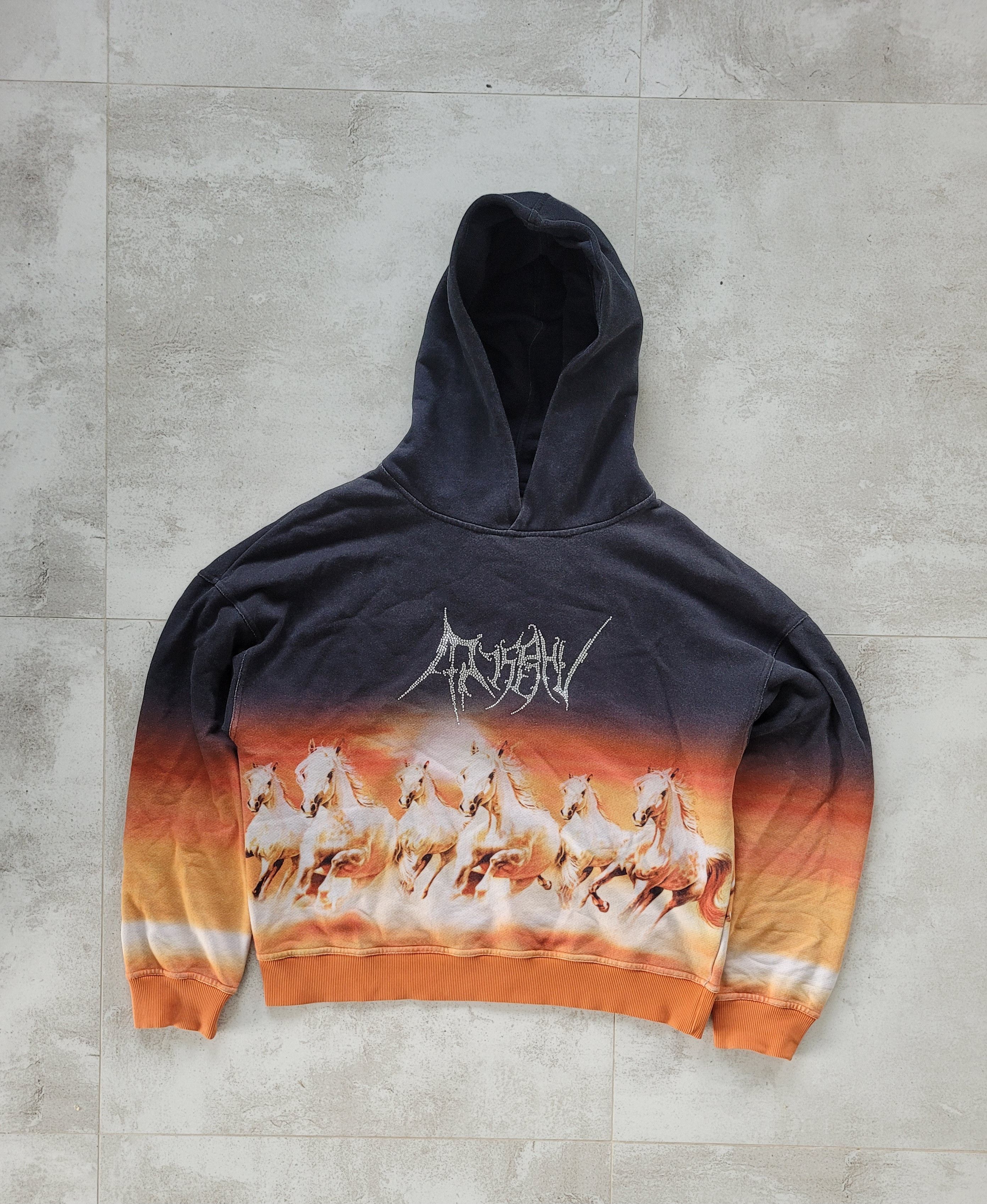 Misbhv horse online hoodie