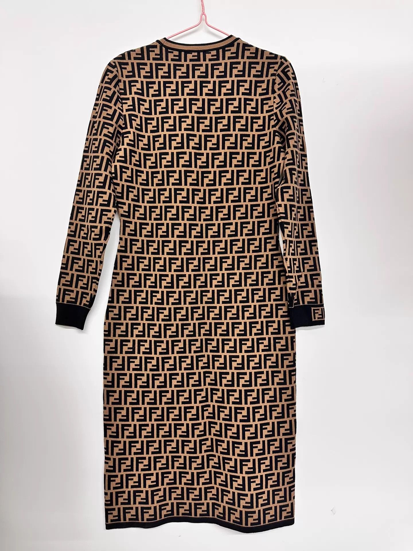 Fendi Fendi Women's All Over Print Dress 42 Size M / US 6-8 / IT 42-44 - 2 Thumbnail