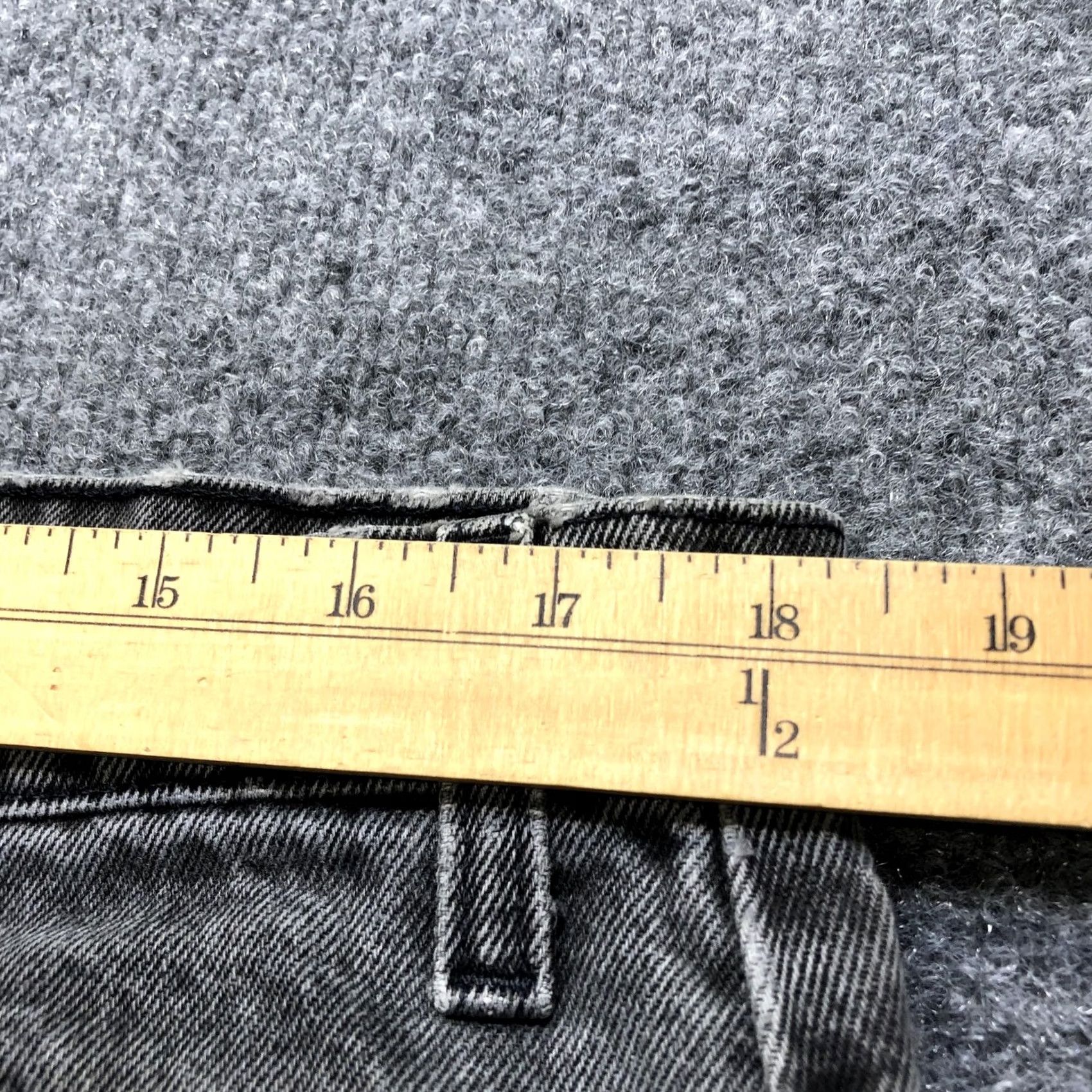 Levi's VINTAGE Levi's 505 Jeans Mens 38x32 Gray Regular Straight Zip Fly Denim Pants Size US 38 / EU 54 - 2 Thumbnail