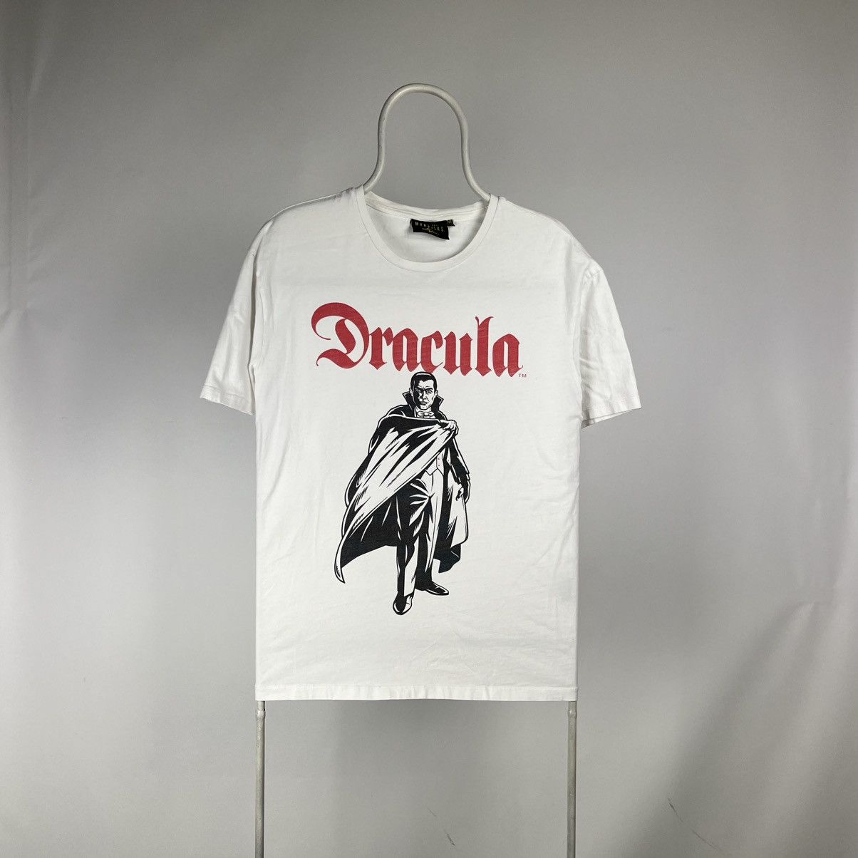 Universal Studios Criminal Damage Universal Studios Dracula Tshirt Size US M / EU 48-50 / 2 - 1 Thumbnail