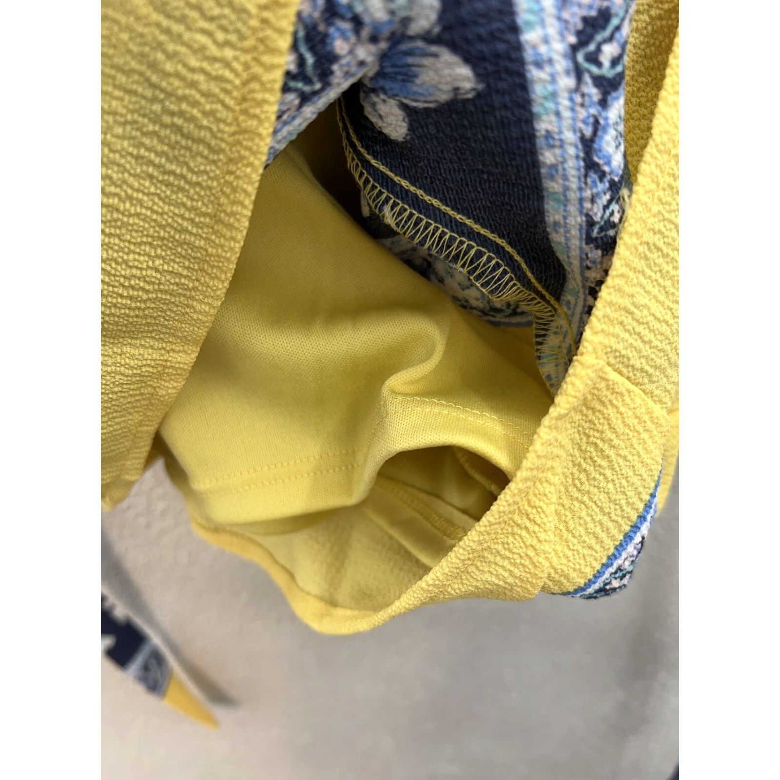Vintage Trixxi Romper Short Sleeve Floral V-Neck Yellow Blue XS Women Size 26" / US 2 / IT 38 - 5 Thumbnail
