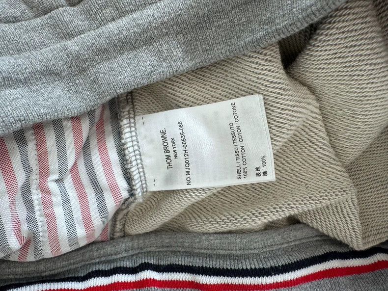 Thom Browne Thom Browne size2 Classic four stripe pull cord shorts Size US 26 / EU 42 - 5 Thumbnail