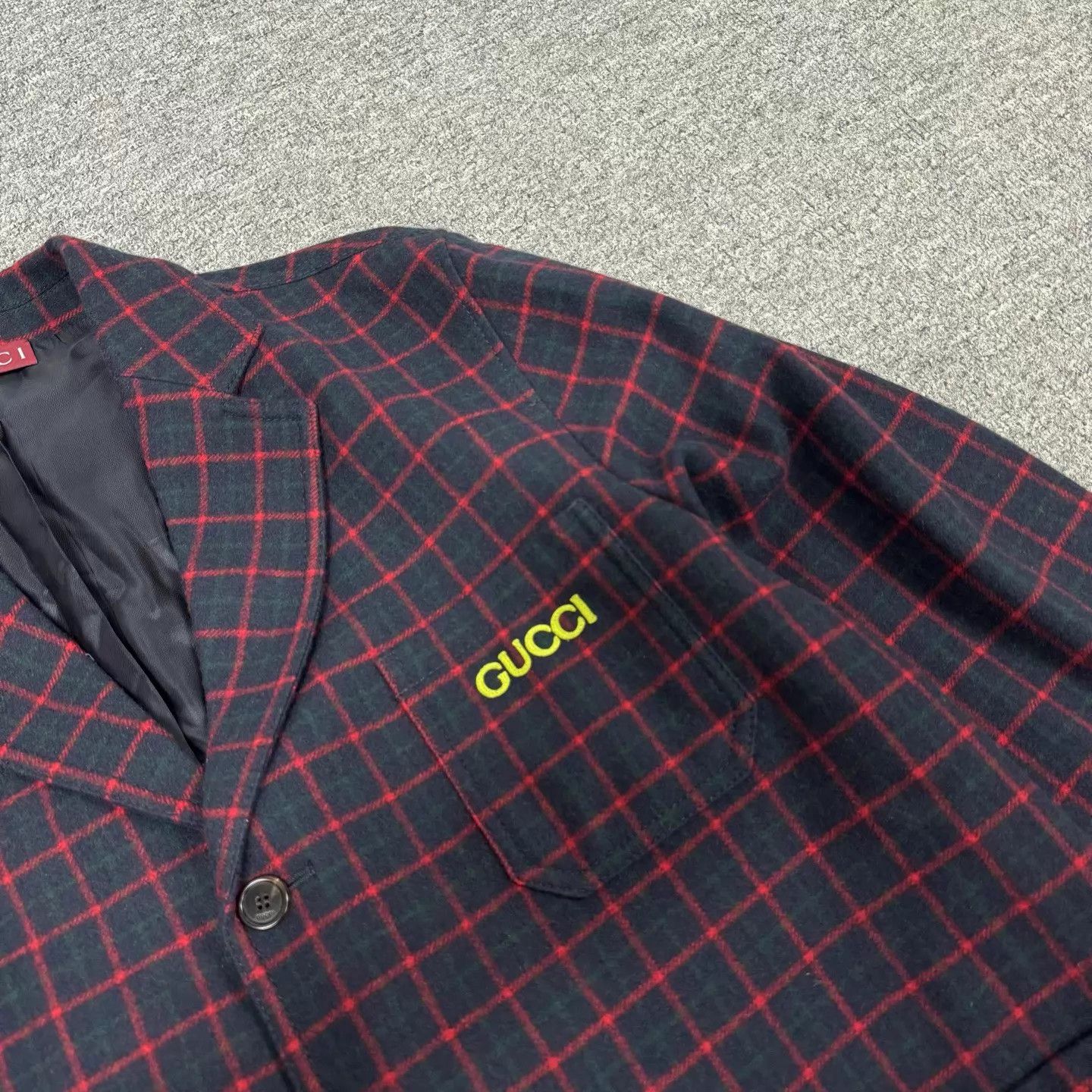 Gucci Gucci black red check embroidered logo oversized blazer Size US M / EU 48-50 / 2 - 4 Thumbnail