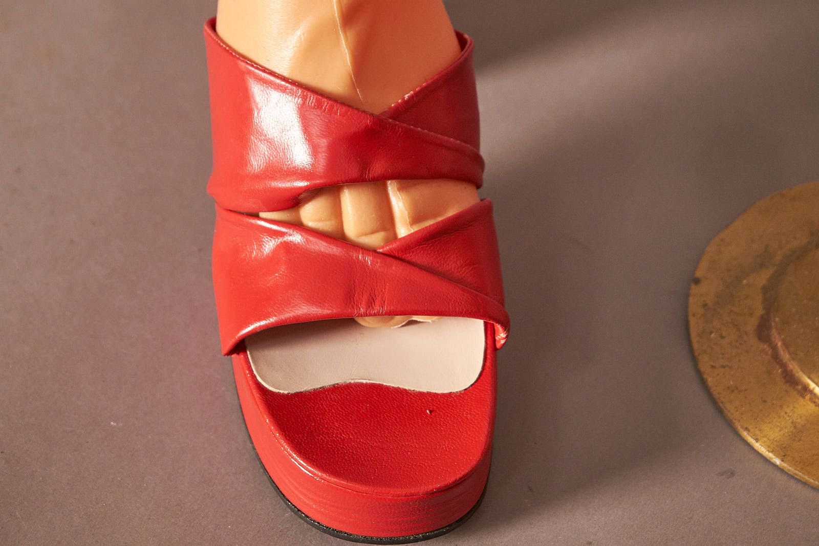Vintage 1970s Ulitima Lip Stick Red Platform Heels Size US 8 / IT 38 - 9 Thumbnail