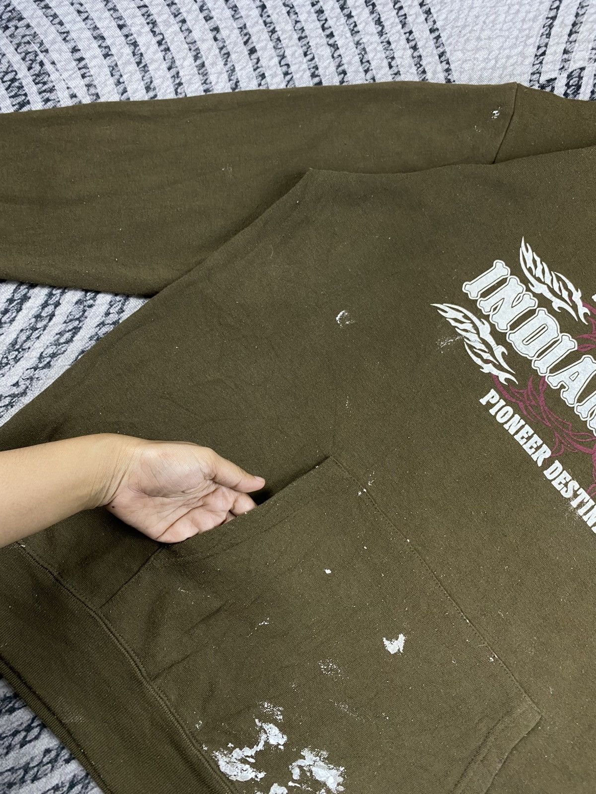 Japanese Brand Vtg World Smack Basic Olive Green With Paint Stain Hoddies Size US XL / EU 56 / 4 - 5 Thumbnail