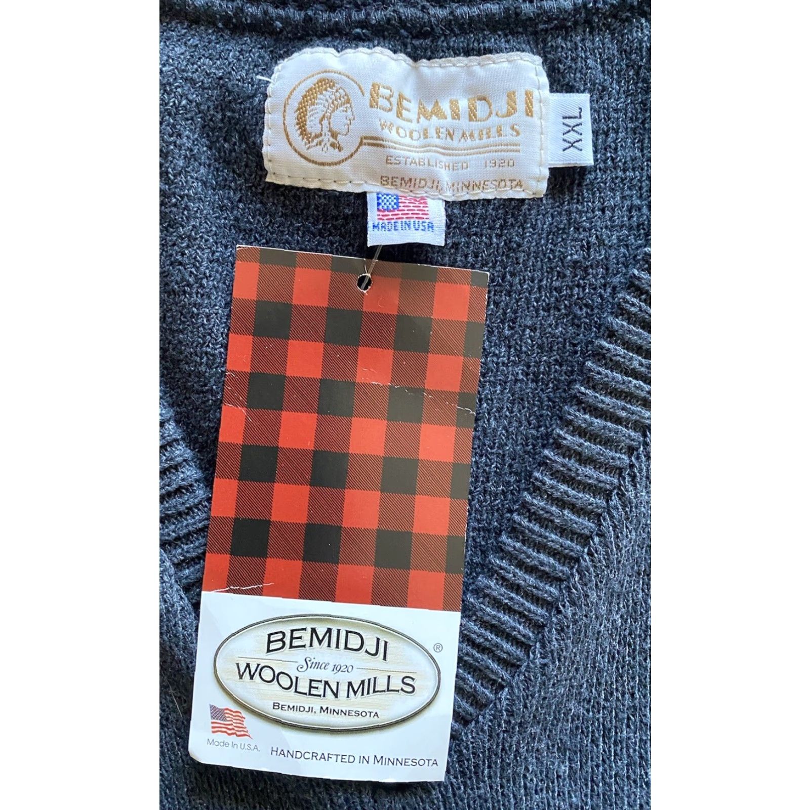 Vintage Bemidji Rick Santorum Official Sweater Vest Men’s 2XL Gray Made In USA vest Mens 2XL Gray Bemidji Sweater Vest Official Rick Santorum Size US XXL / EU 58 / 5 - 5 Thumbnail