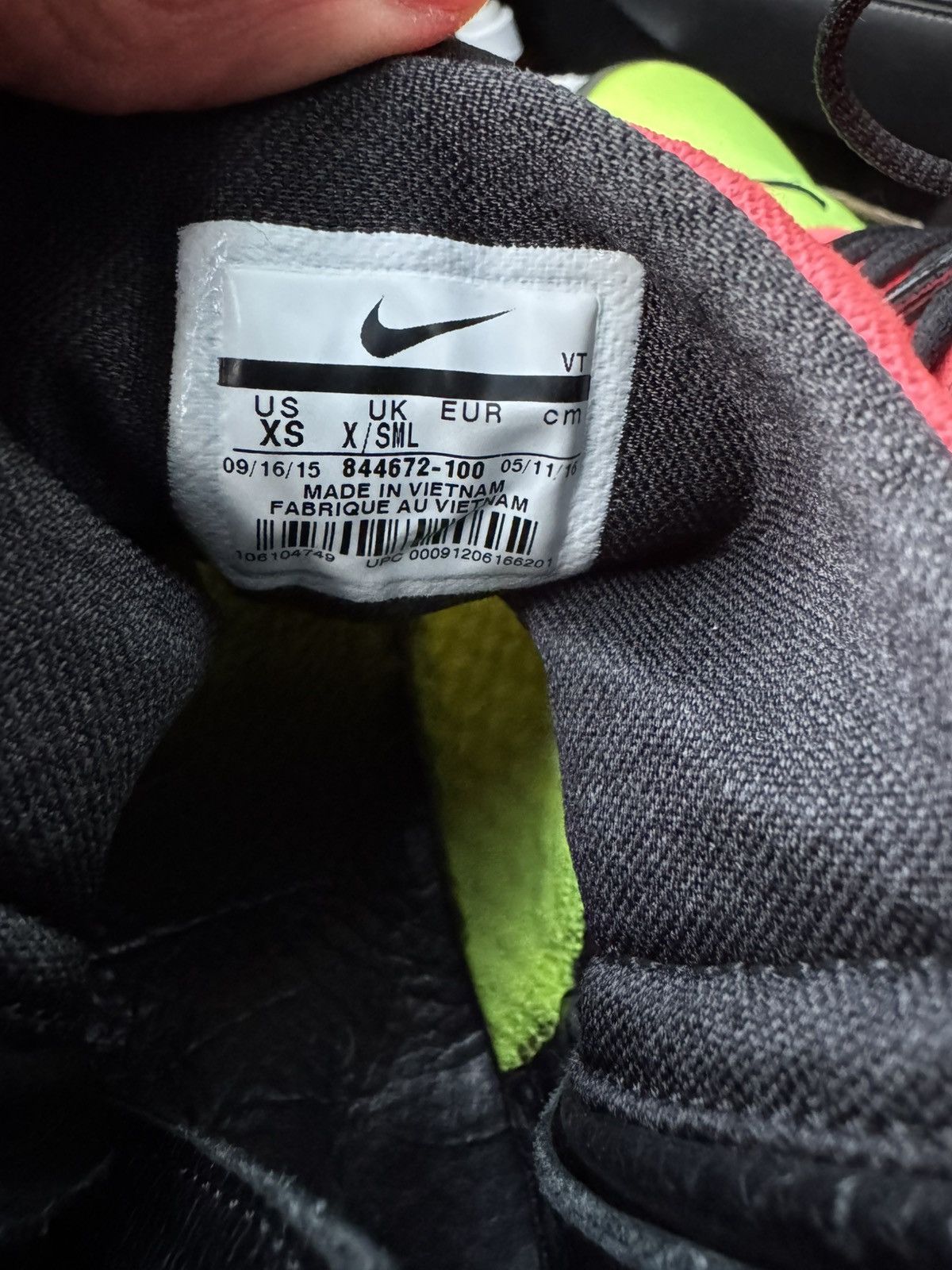 Acronym × Nike AIR PRESTO MID ACRONYM VOLT Size US 8 / EU 41 - 9 Thumbnail