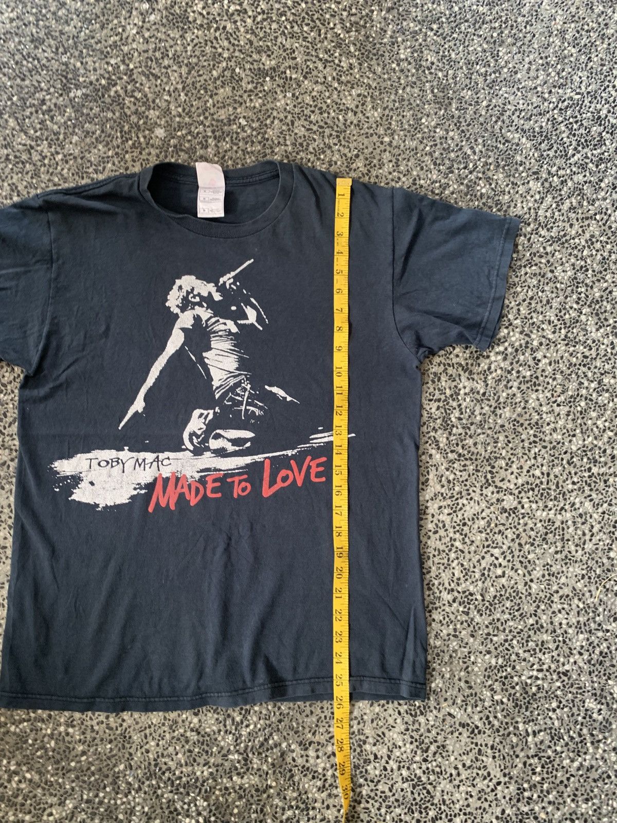 Rap Tees Vintage Toby Mac Mad To Love Hip Hop T shirt Size US M / EU 48-50 / 2 - 9 Thumbnail