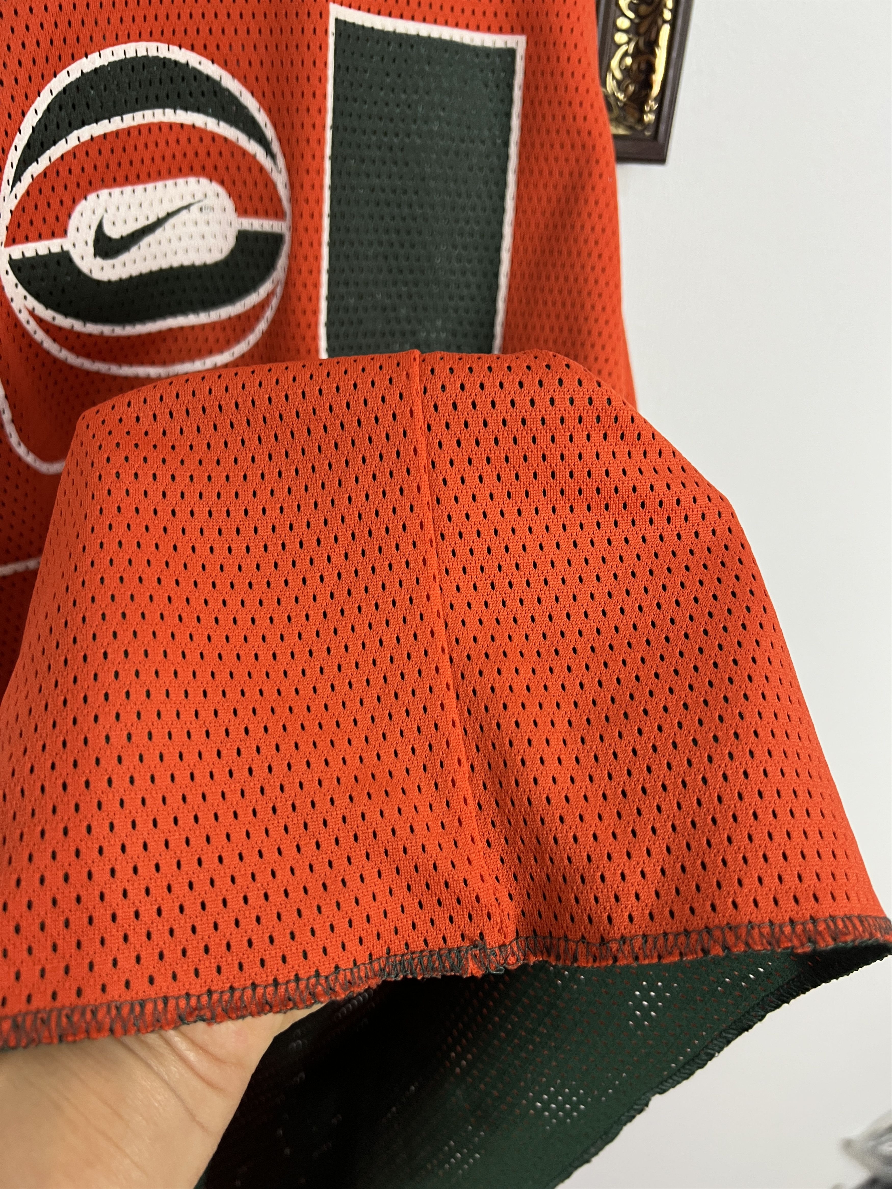 Nike Vintage 90's Miami Hurricanes Basketball Reversible Jersey Size US L / EU 52-54 / 3 - 4 Thumbnail