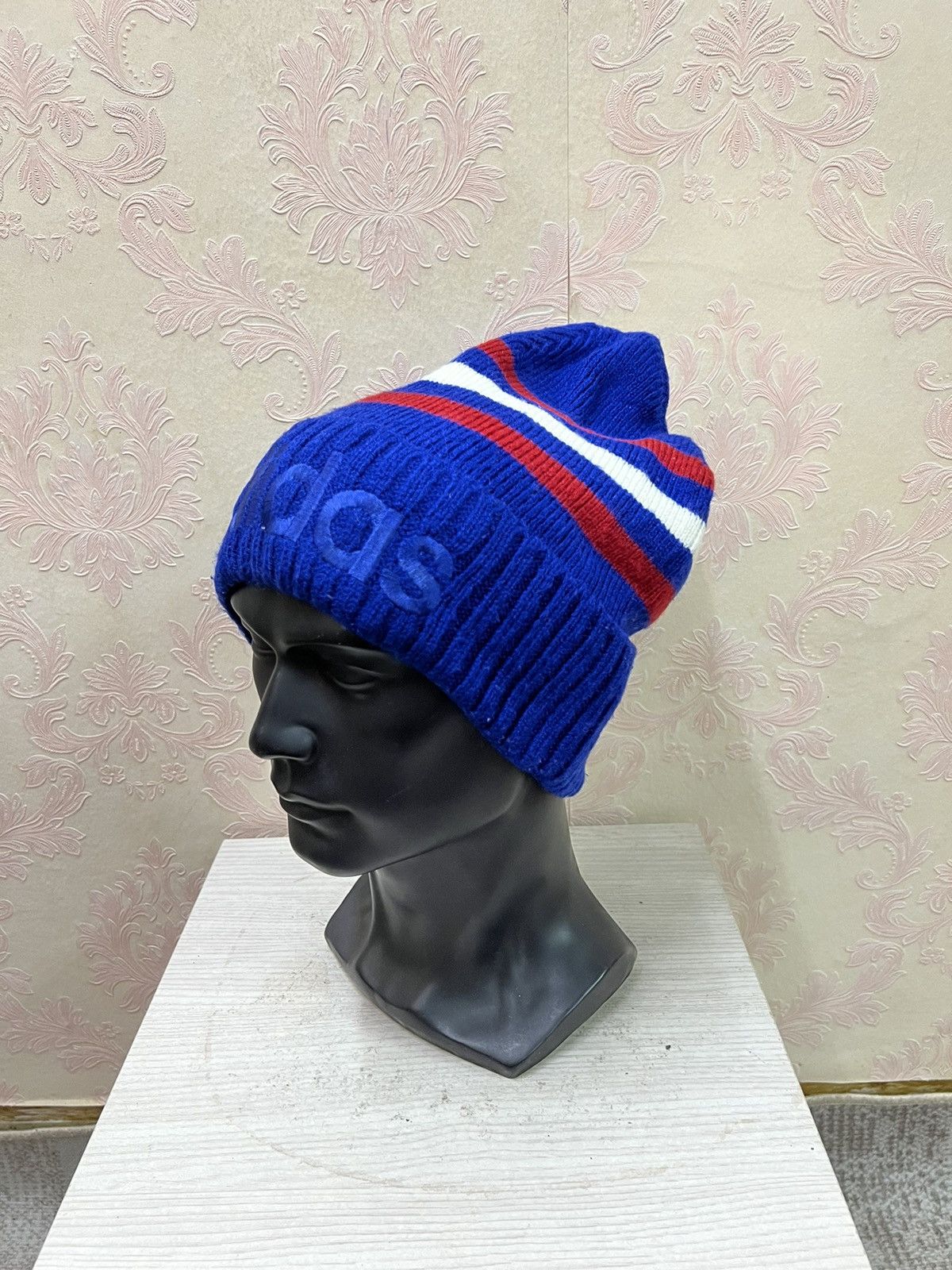 Adidas Vintage Adidas Spell Out Beanie Hats Size ONE SIZE - 3 Thumbnail