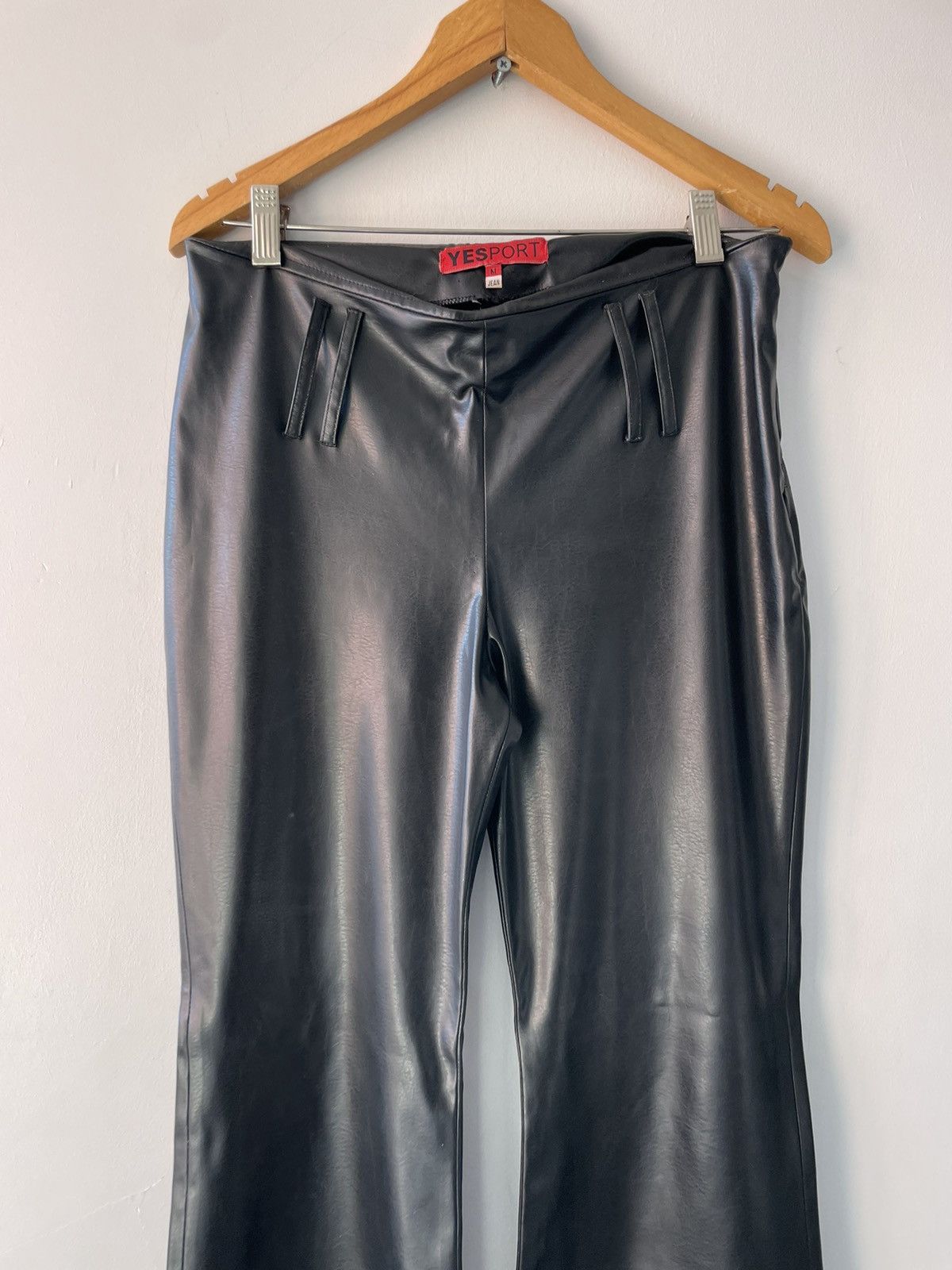 Vintage Vintage vegan leather trousers Size 26" / US 2 / IT 38 - 12 Thumbnail