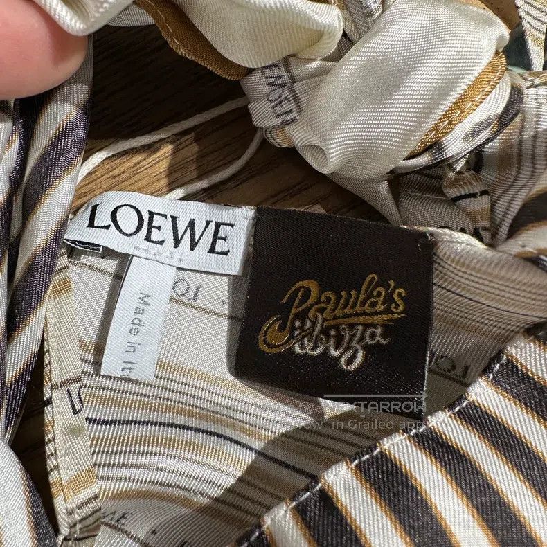 Loewe Loewe Silk top with irregularly printed logo slogans Size XXS / US 00 / IT 34 - 3 Thumbnail