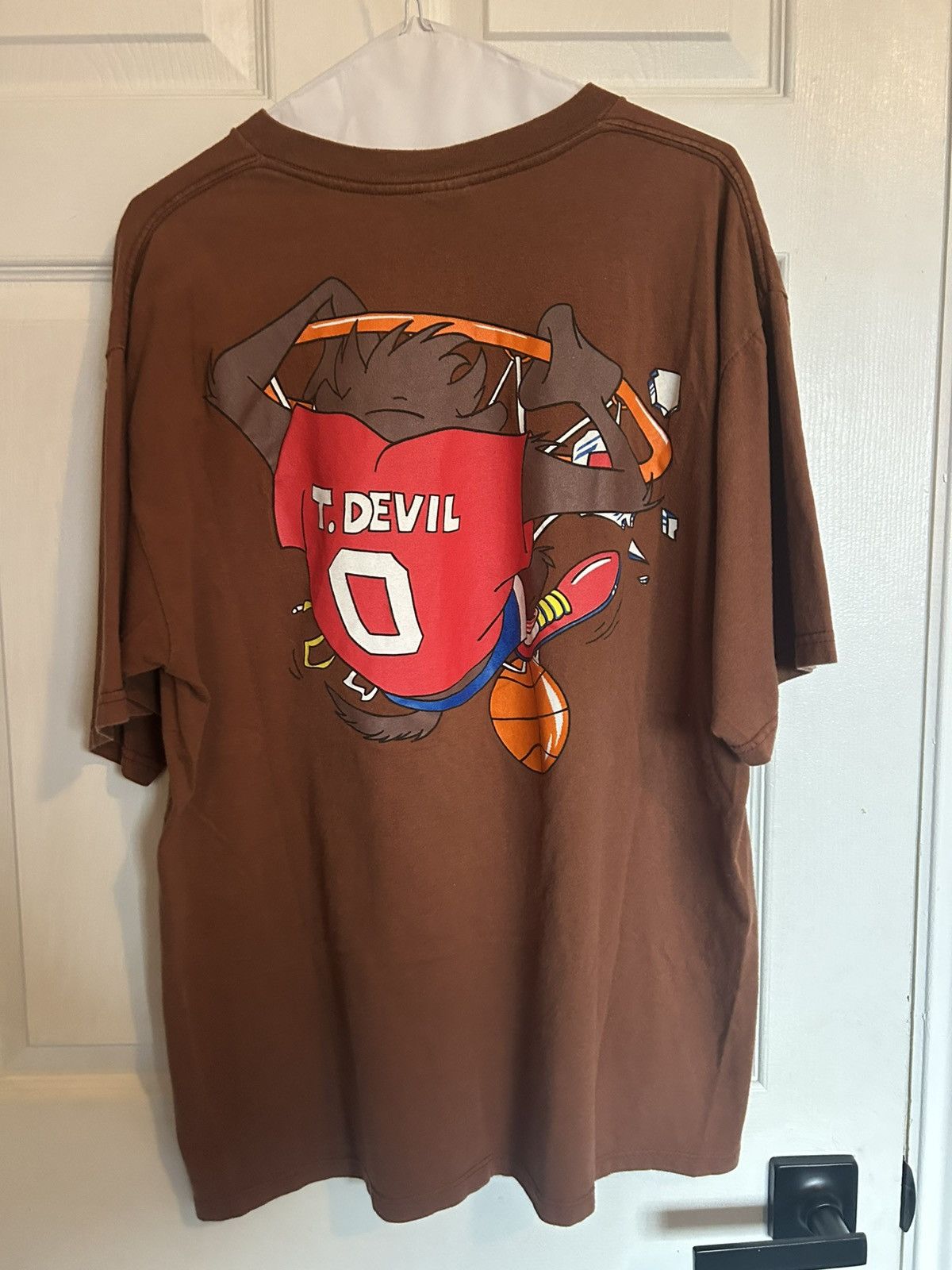 Other Vintage Looney Tunes Taz Slam Dunk Basketball T-Shirt Size US L / EU 52-54 / 3 - 3 Thumbnail