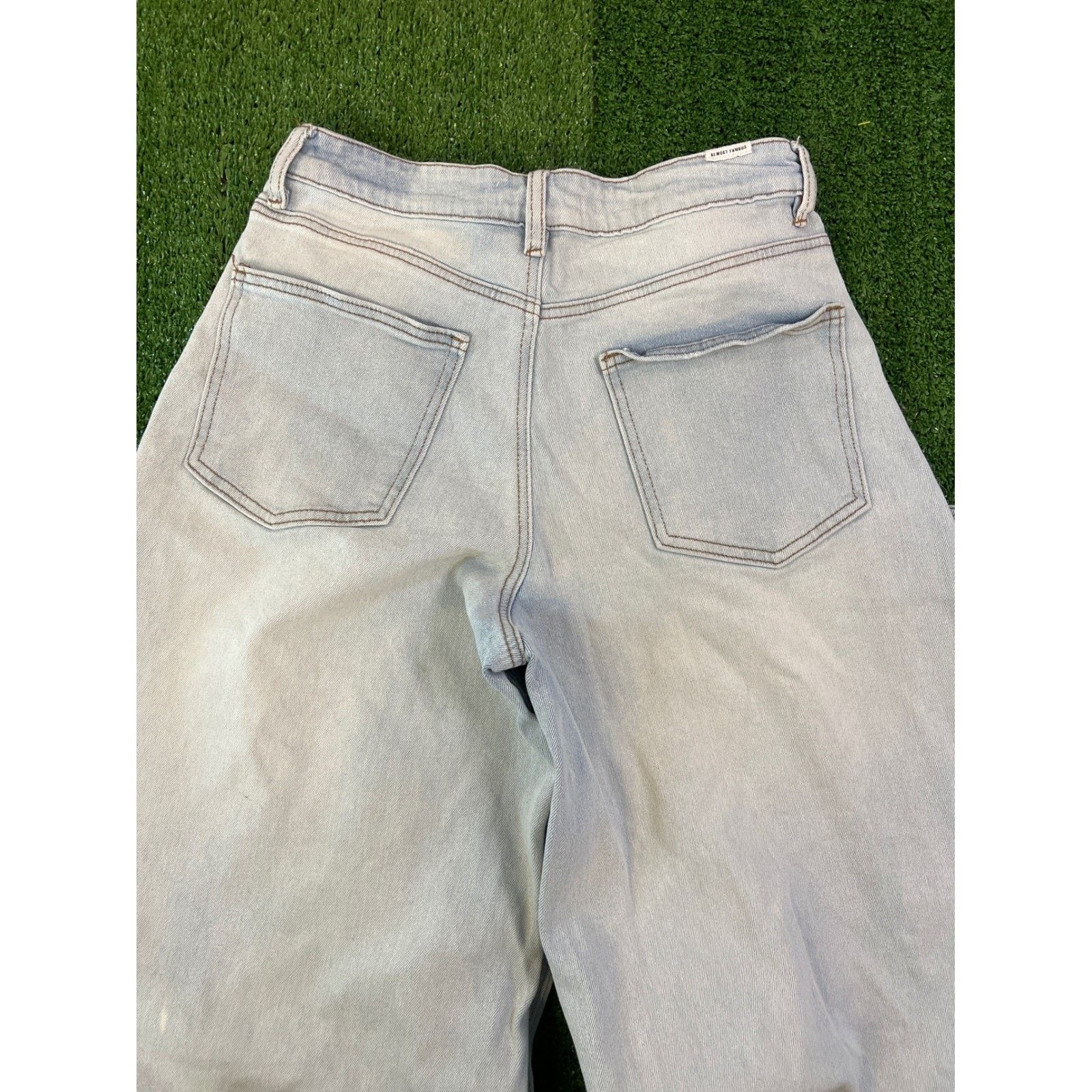 Almost Famous Almost Famous Womens 7-30 Baggy Jeans Wide Leg High Rise Size 30" / US 8 / IT 44 - 7 Thumbnail