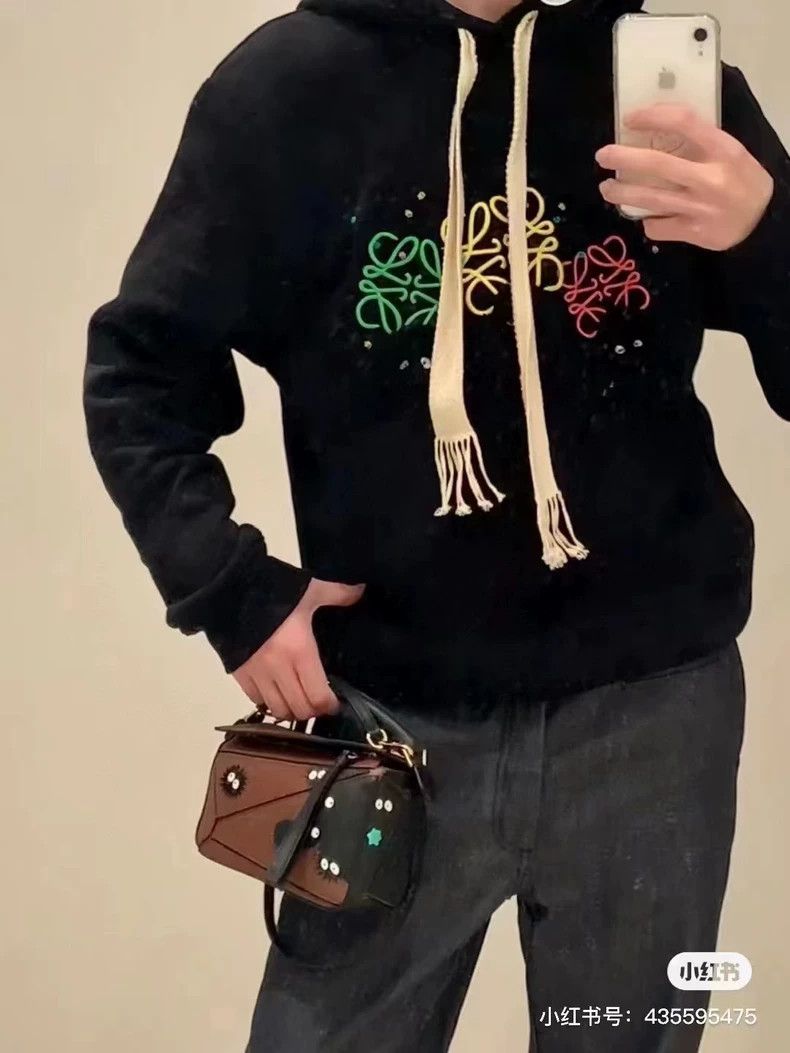 Loewe LOEWE Spirited Away co-branded hoodie, embroidered with bl Size US L / EU 52-54 / 3 - 7 Thumbnail