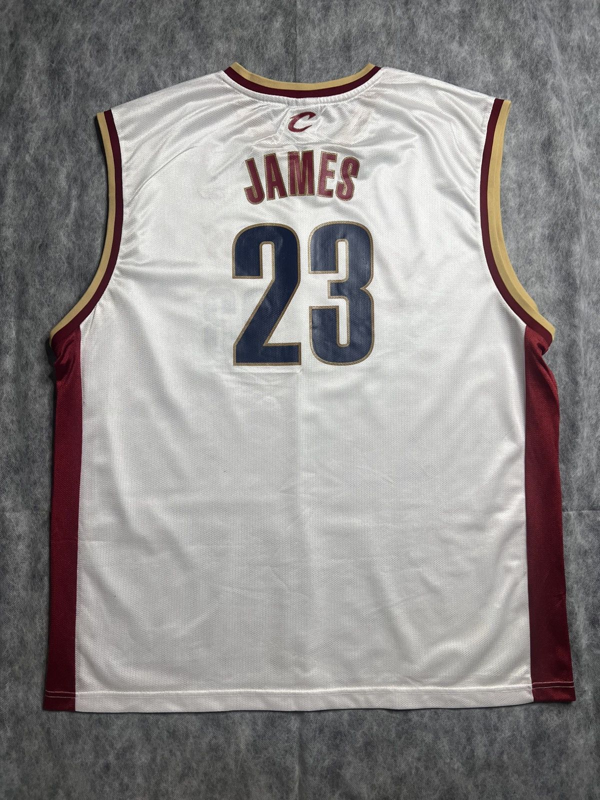 Reebok Vintage LeBron James #23 Cleveland Cavaliers Reebok Jersey Size US XXL / EU 58 / 5 - 5 Thumbnail
