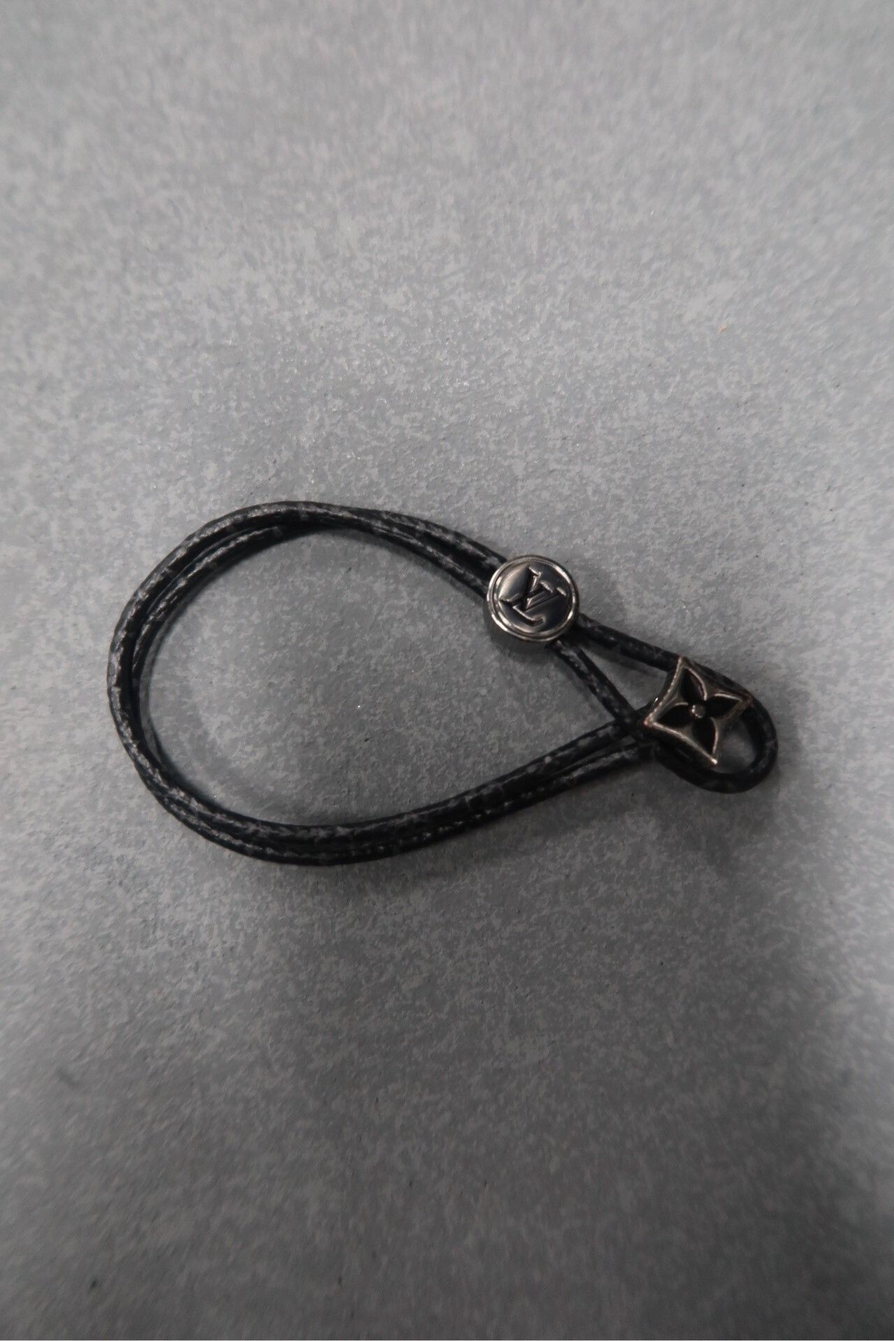 Louis Vuitton Louis Vuitton Black Jewelry M Men Size ONE SIZE - 1 Thumbnail