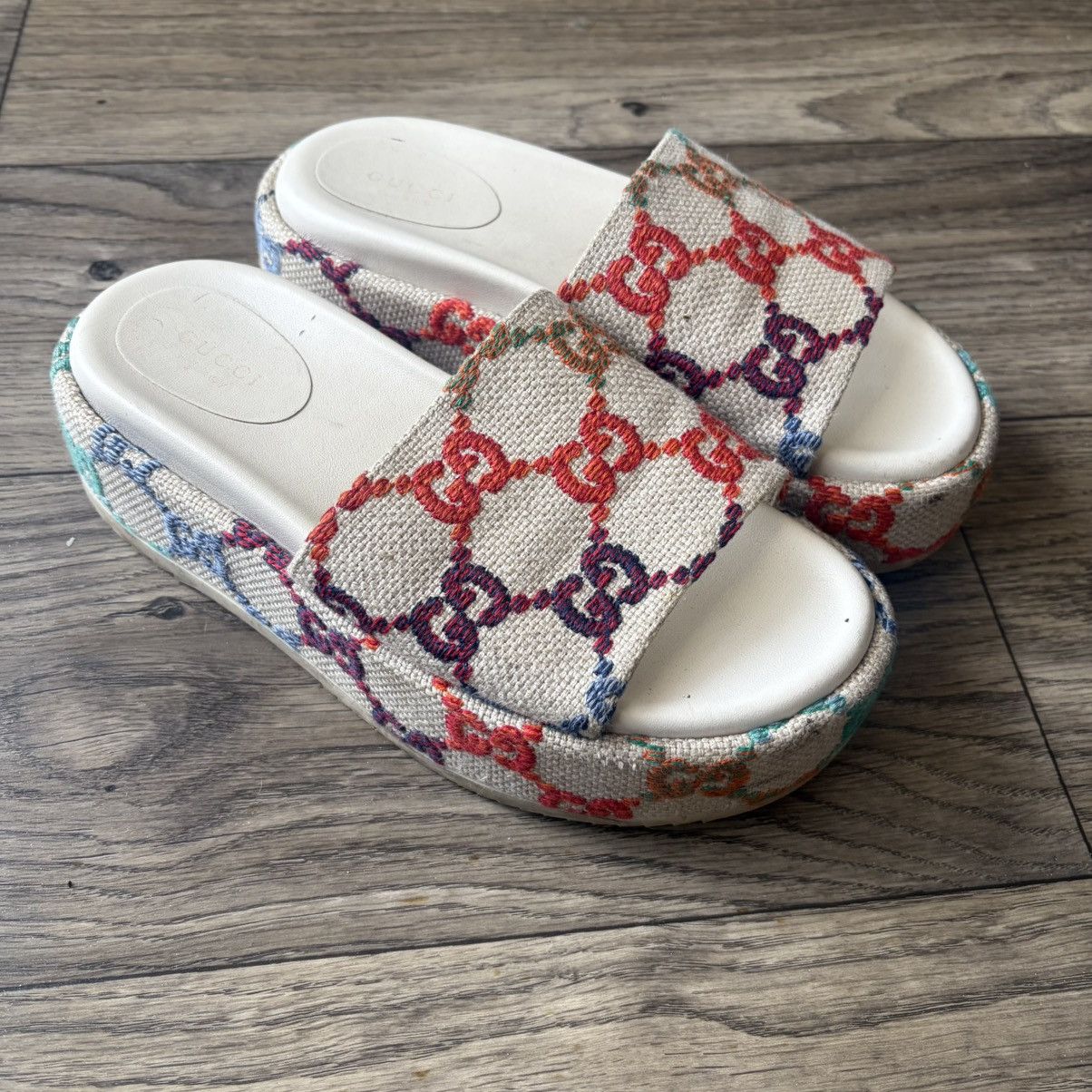 Gucci Gucci multicolored monogram platform sandals Size US 7.5 / IT 37.5 - 1 Thumbnail