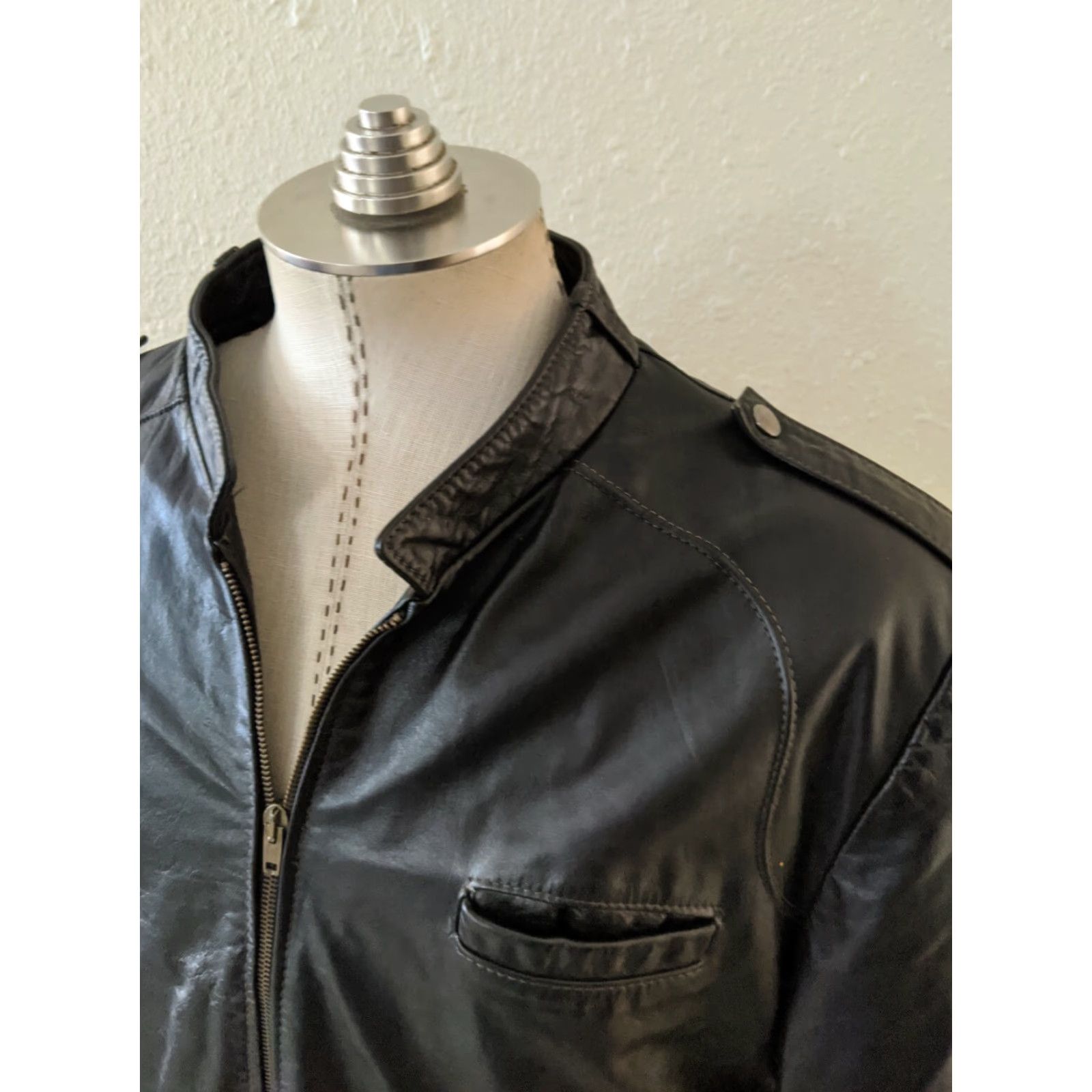 Sears VINTAGE Sears 48 SLIM Black Leather Jacket Cafe Racer Motorcycle Hipster Men Jacket 48 Big & Tall Leather Shop Sears Mens Size US M / EU 48-50 / 2 - 2 Thumbnail