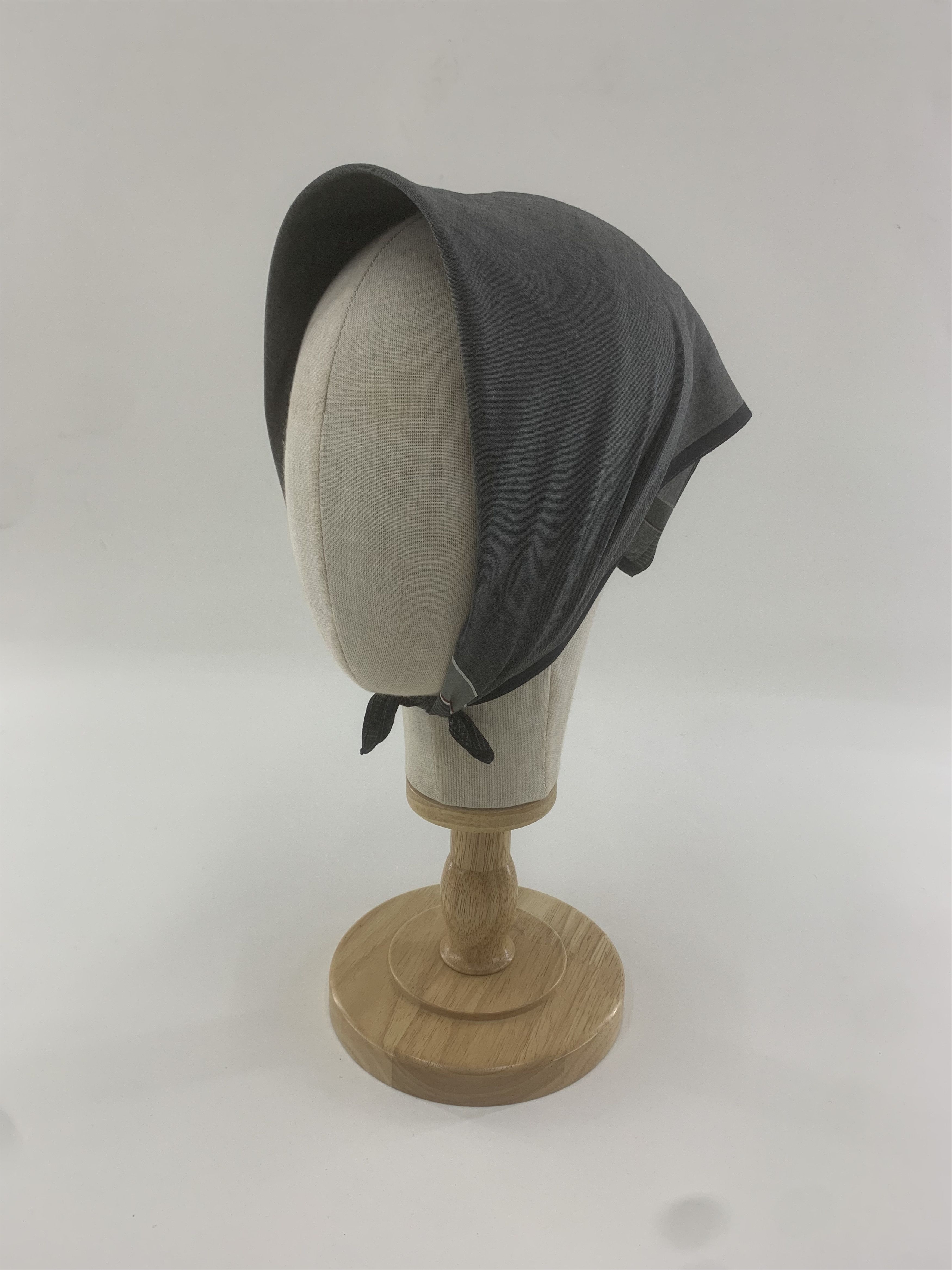 Pierre Balmain Pierre Balmain Handkerchief Bandana Neckerchief TB3485 Size ONE SIZE - 1 Thumbnail