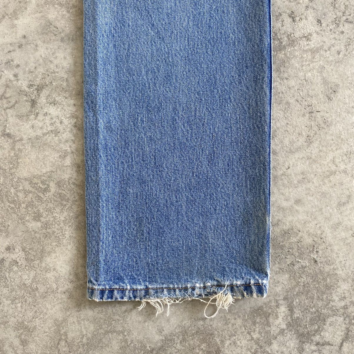 Levi's Vintage Levis 501 Stonewashed Powder Blue Denim Jeans Size US 30 / EU 46 - 17 Thumbnail
