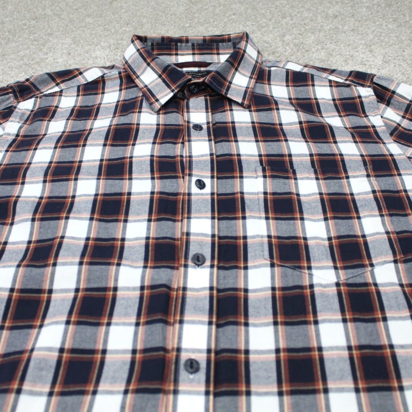 Banana Republic Banana Republic Shirt Mens Large Red/Blue Lightweight Flannel Long Sleeve Cotton Button-Up Plaid Classic Preppy Size US L / EU 52-54 / 3 - 5 Thumbnail