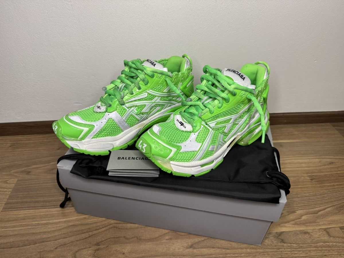 Balenciaga Balenciaga Runner Fluo Green Size US 10 / EU 43 - 2 Thumbnail