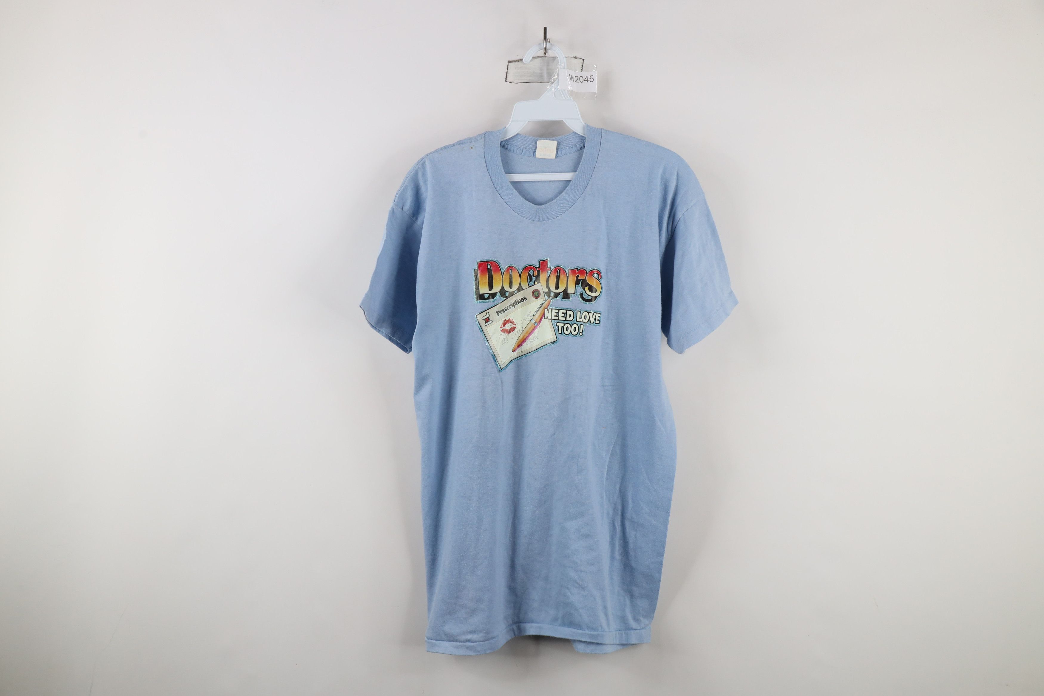 Vintage Vintage 80s Streetwear Need Love Too T-Shirt Blue USA Size US XL / EU 56 / 4 - 1 Thumbnail