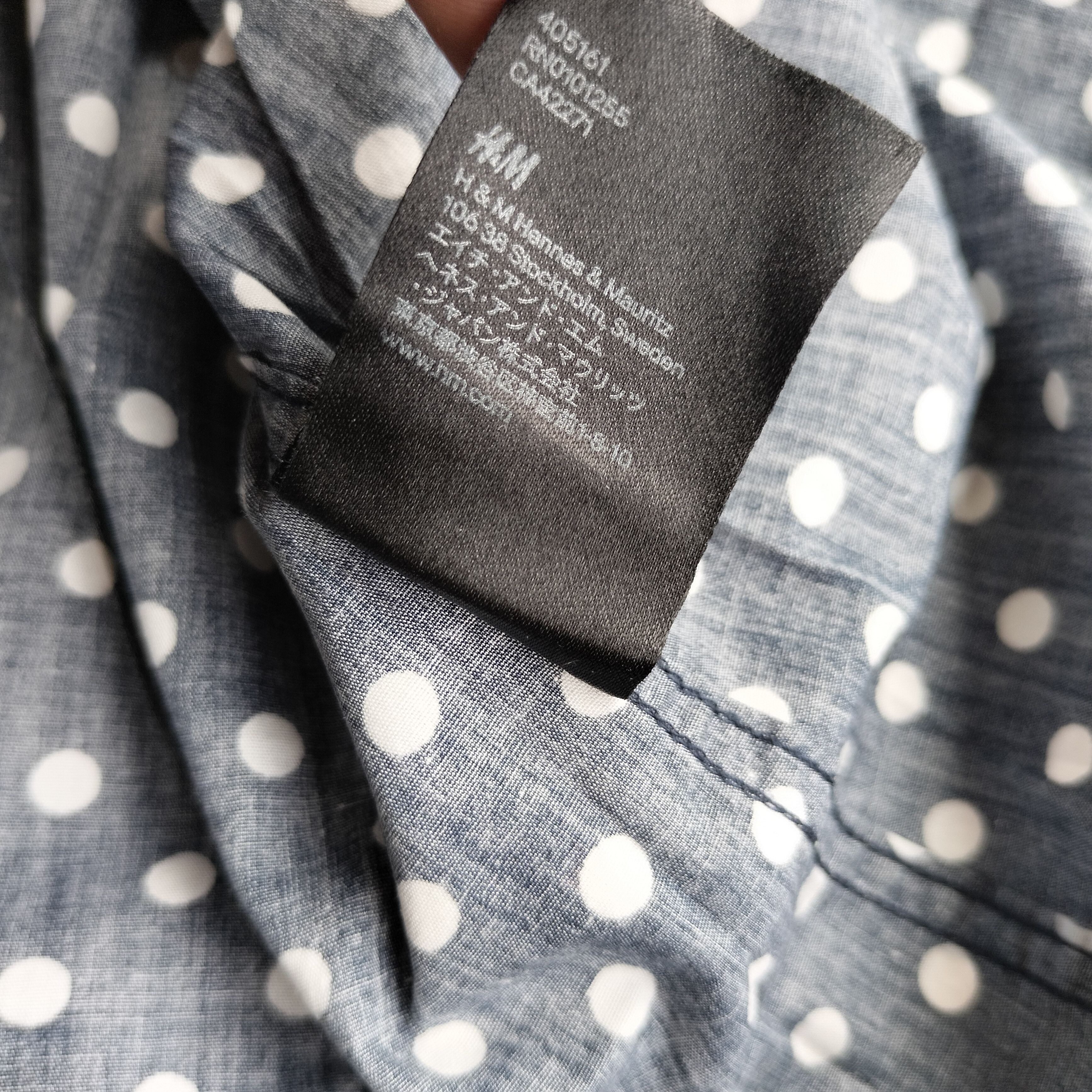 Comme des Garcons × H&M H&M Comme des Garcons polka Ls shirt Size US S / EU 44-46 / 1 - 9 Thumbnail
