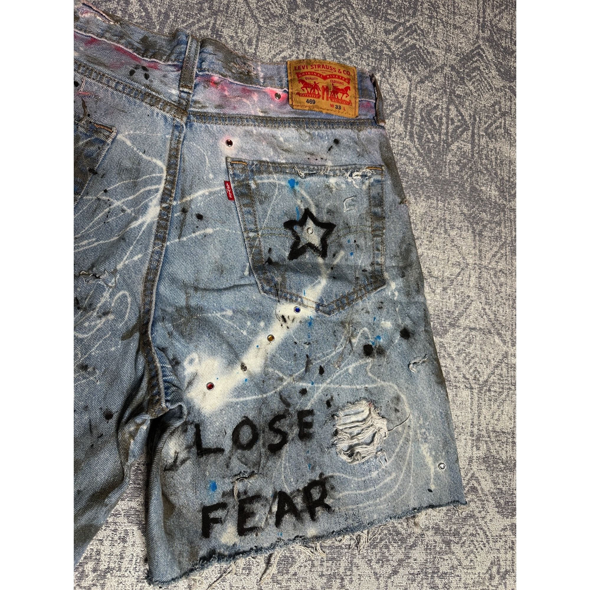 Levi's Custom Embellished Distressed Paint Stained dyed treated Lev Size US 33 - 8 Thumbnail