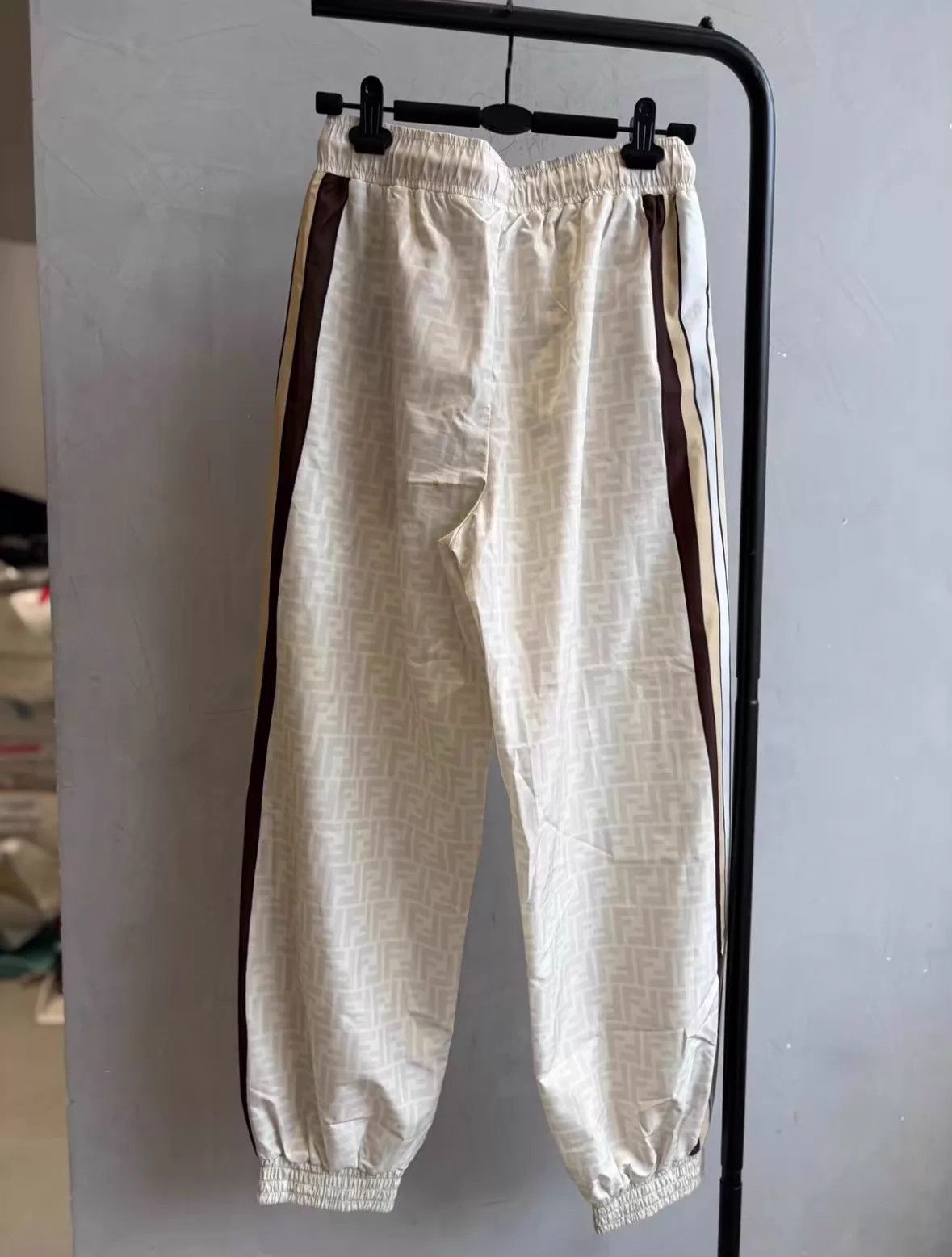 Fendi Fendi All-Over FF Monogram Sweatpants 99 New XS Size 25" / US 0 / IT 36 - 3 Thumbnail