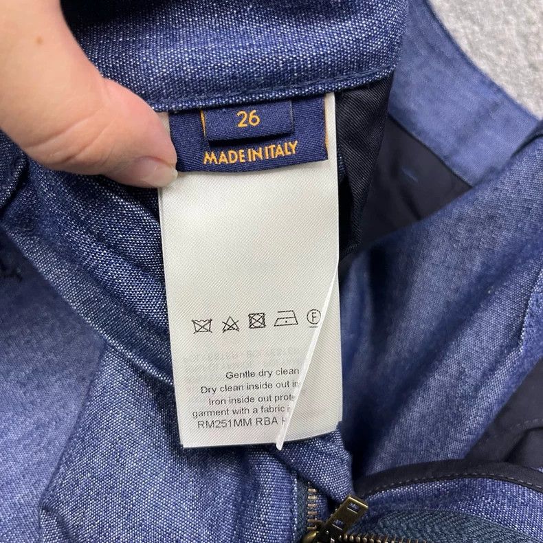 Louis Vuitton Louis Vuitton 25 New Solid Blue Monogram Logo Straight Leg Size US 26 / EU 42 - 4 Thumbnail