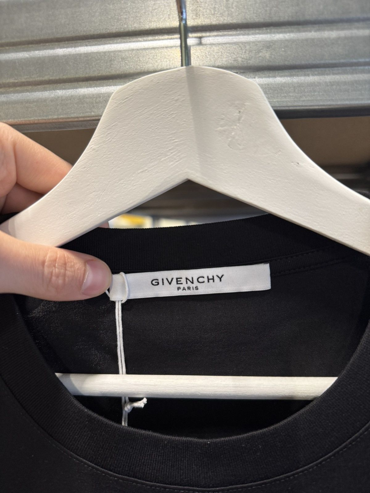 Givenchy Givenchy Logo T-Shirt NEW 650$ Size US L / EU 52-54 / 3 - 3 Thumbnail