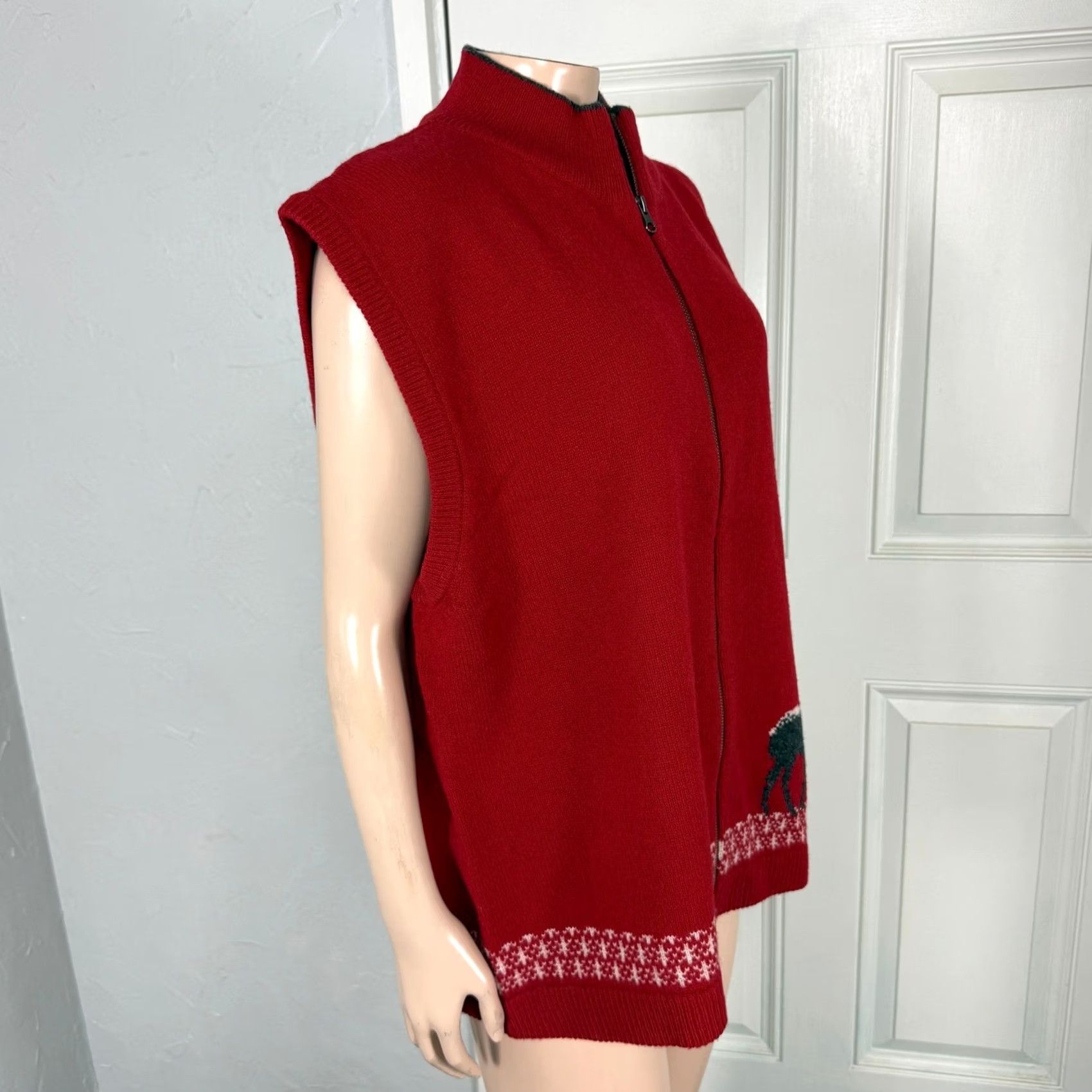 Vintage Woolrich Women's Red Sweater Vest Cardigan Deer Zip Up Knit Wool WW2 2XL XXL Size XXL / US 16-18 / IT 52-54 - 4 Thumbnail
