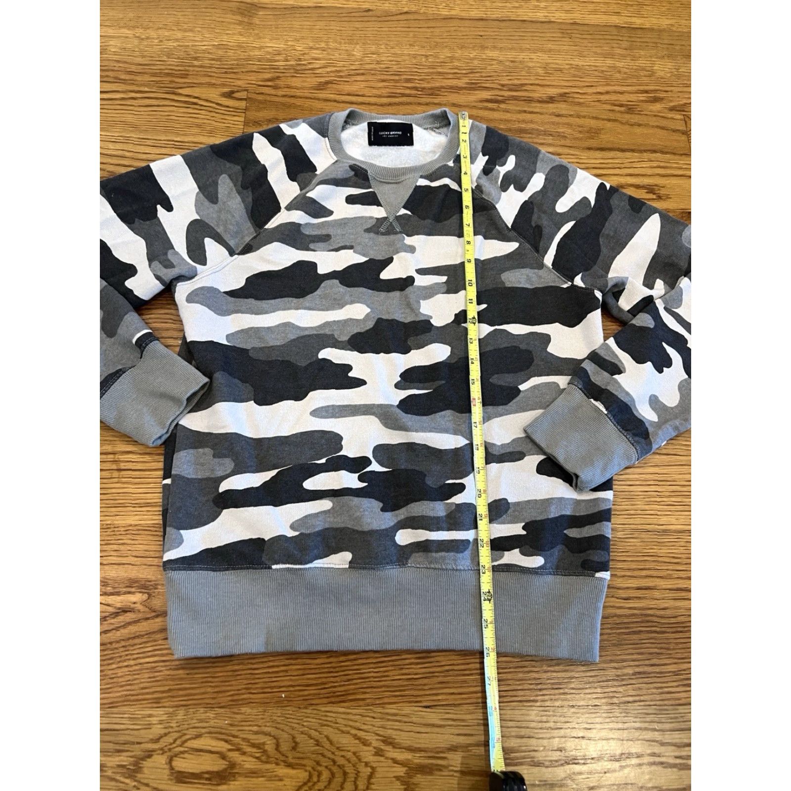 Lucky Brand Lucky Brand Sweatshirt Camouflage Crewneck Women S Small Gray Logo Casual Activewear Size S / US 4 / IT 40 - 3 Thumbnail