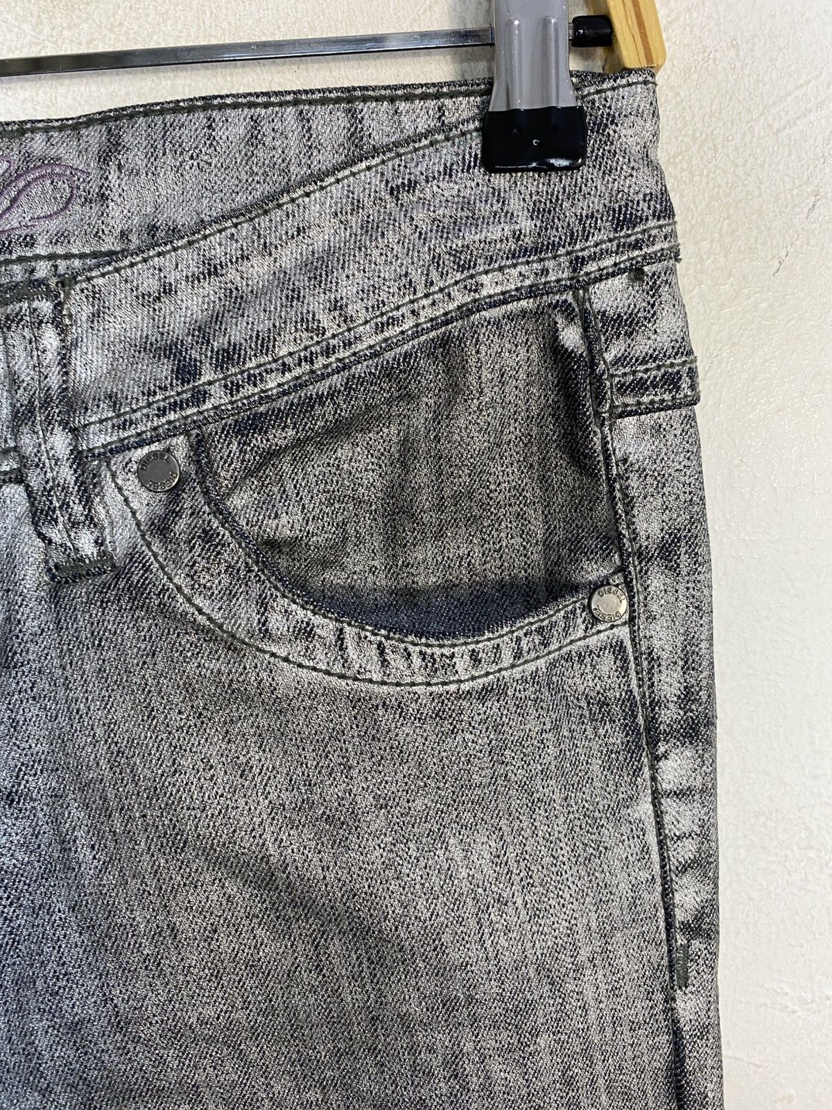 Diesel 90s Diesel Grey Denim Jeans Skinny Cut Size 28" / US 6 / IT 42 - 6 Thumbnail
